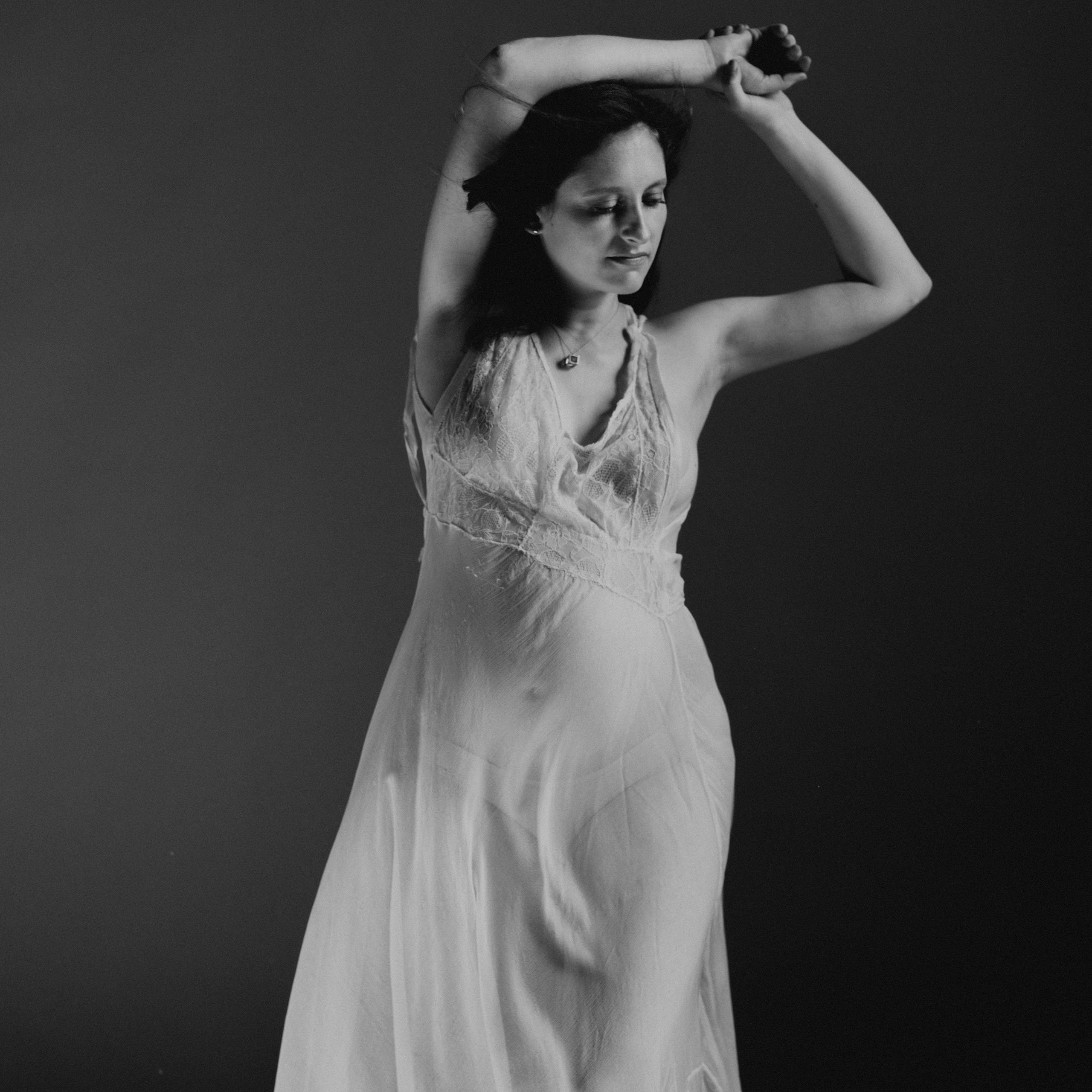 Testimonials. Modern maternity photographer in Long Island New York