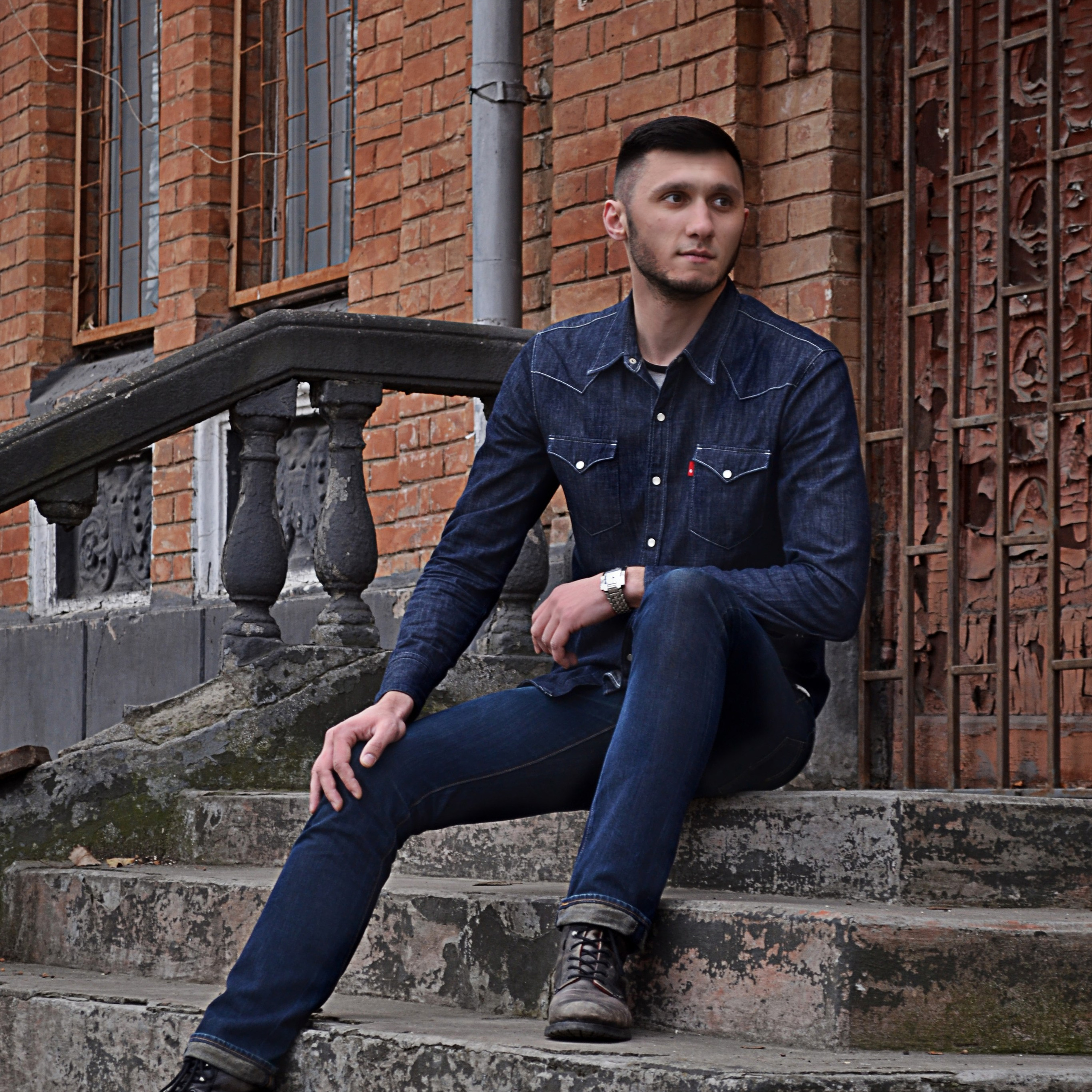 Portrete de Bărbați