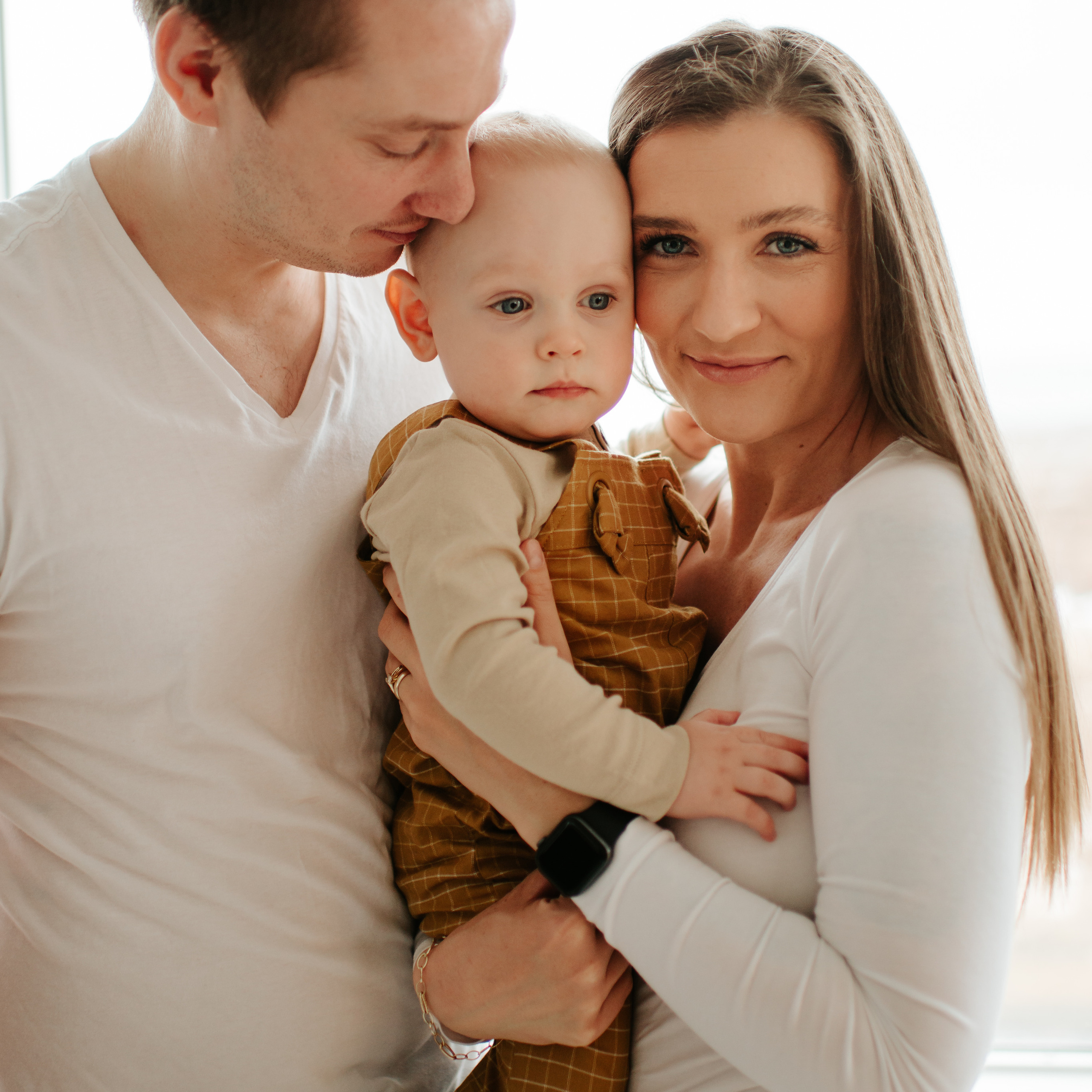 Family. Michalina Dzianach Wedding Photographer Iceland