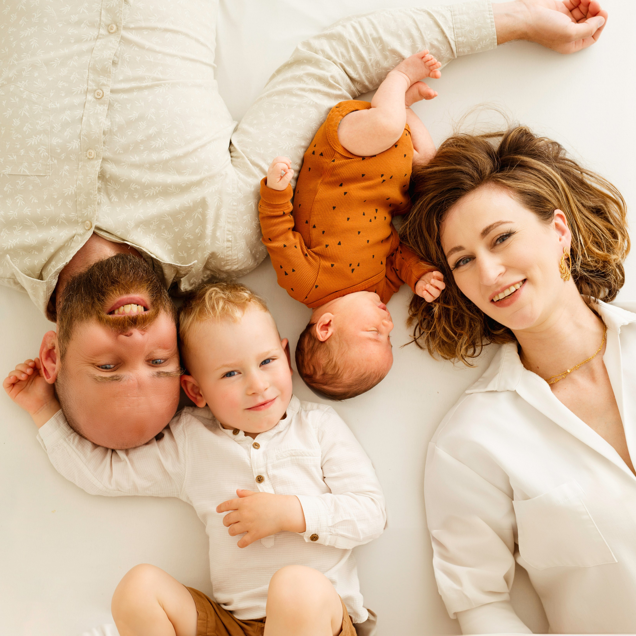 Family. Michalina Dzianach Wedding Photographer Iceland