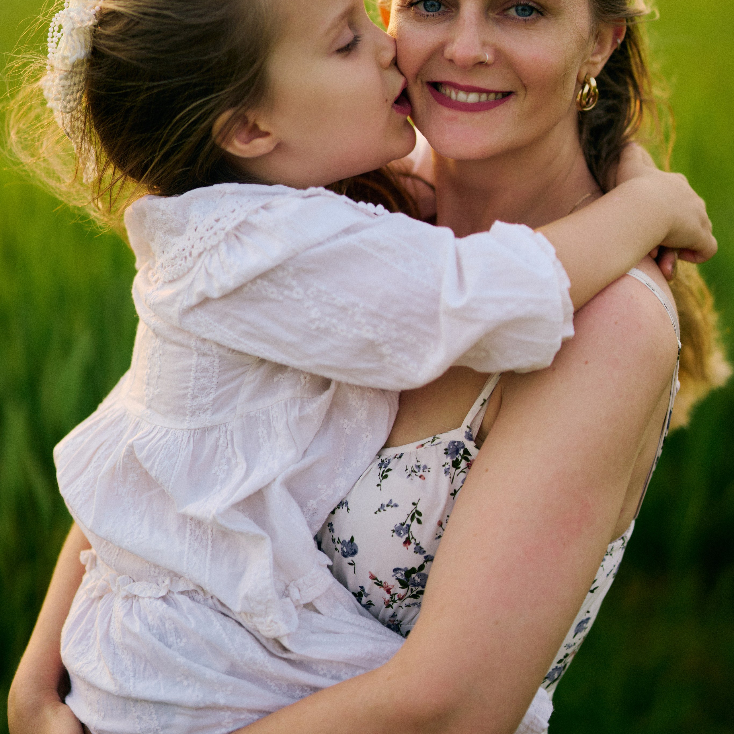 Lifestyle Photographer in Hoi An & Da Nang Love stories, family & wedding photography