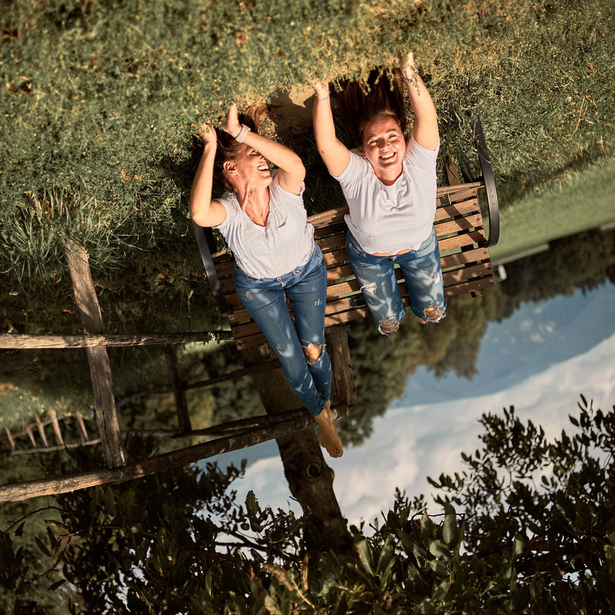 FRIENDS WILL BE FRIENDS