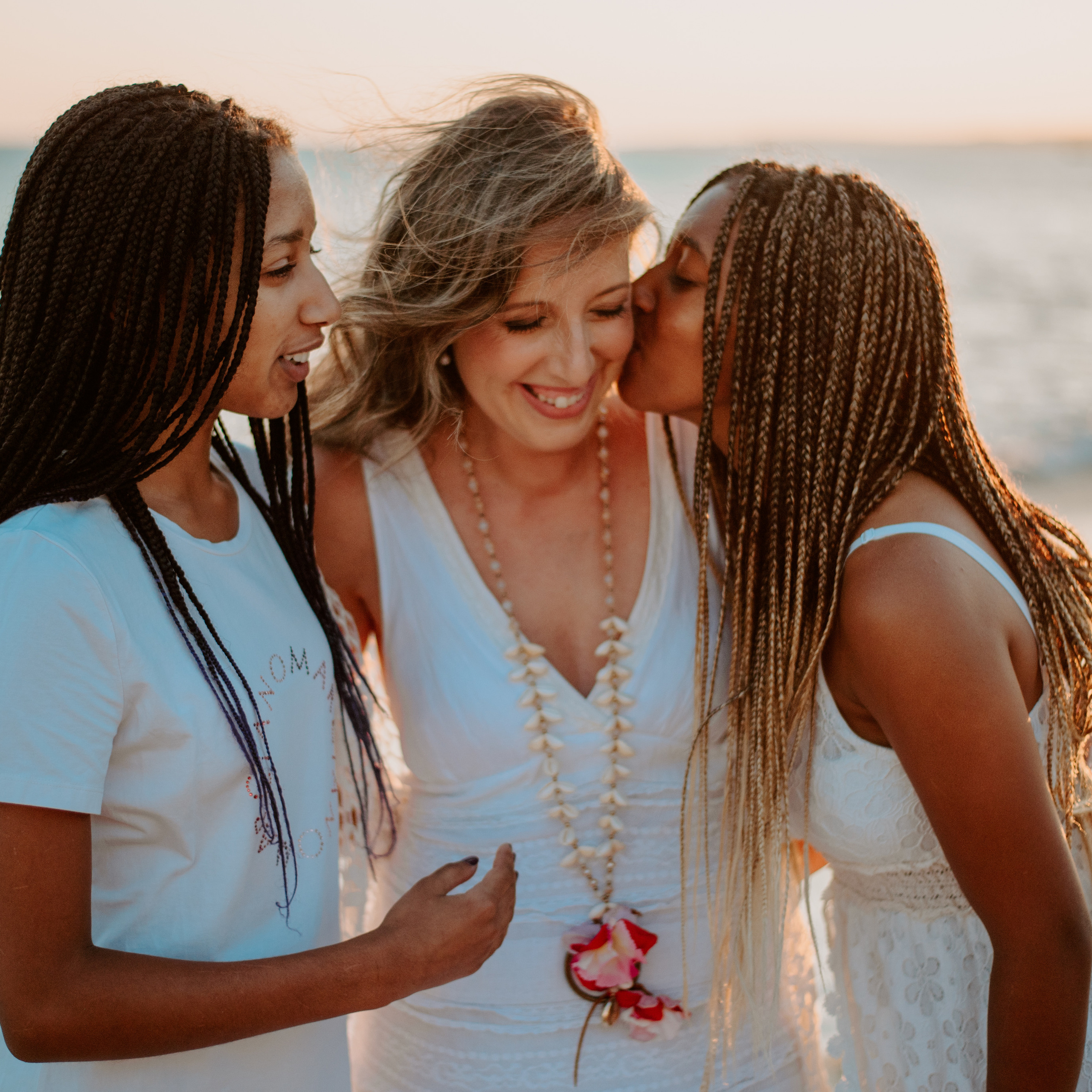 Testimonials. Lifestyle, wedding and family photographer