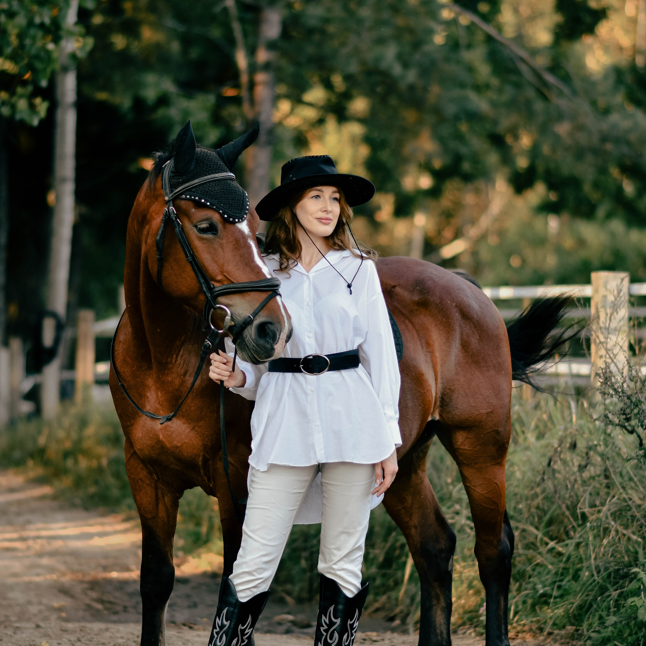 Asmeninė fotosesija, žirgynas, fotosesija su žirgais. Photographer from Vilnius