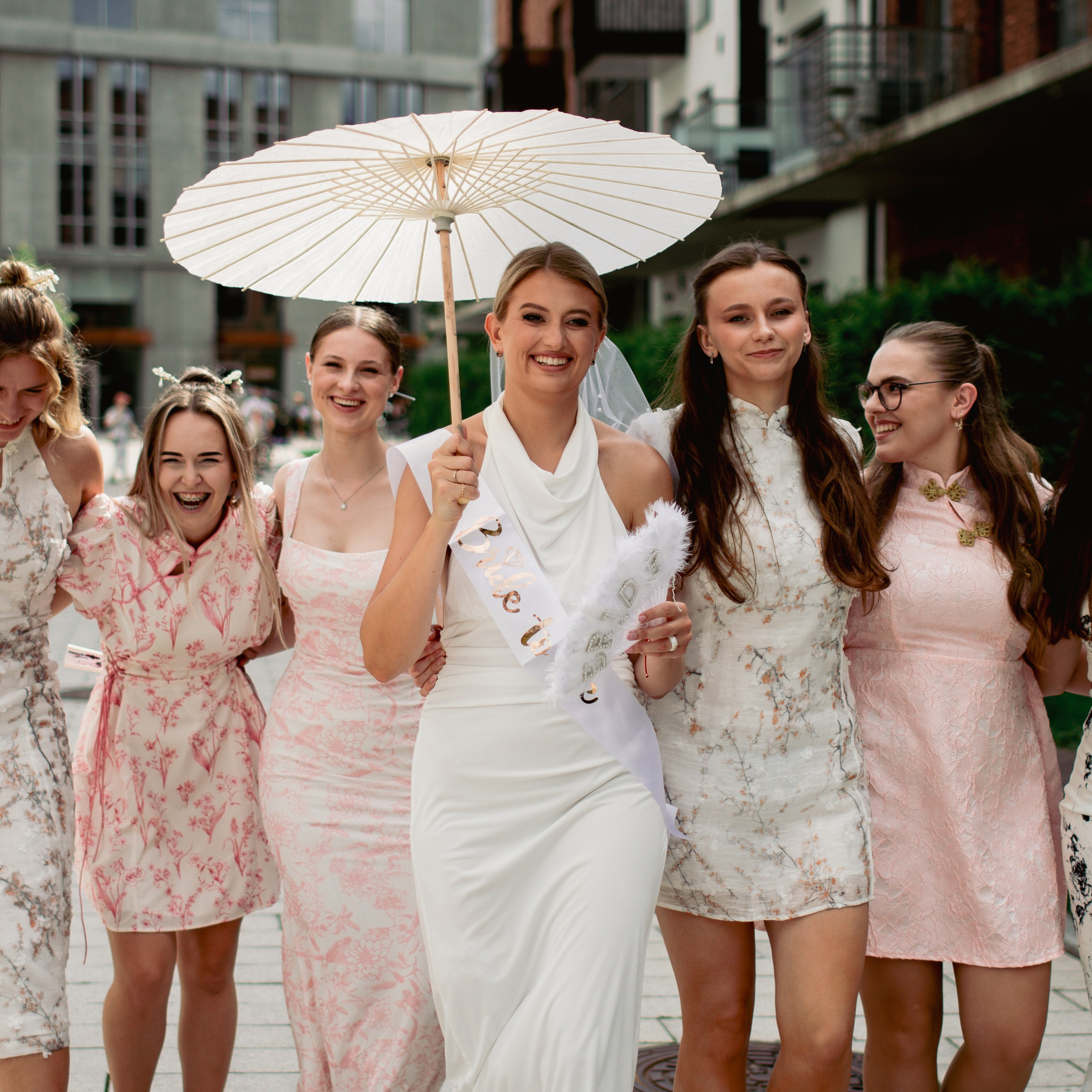 Mergvakaris, mergvakario fotosesija, bachelorette party, hen party, wieczór panieński, Vilnius. Photographer from Vilnius