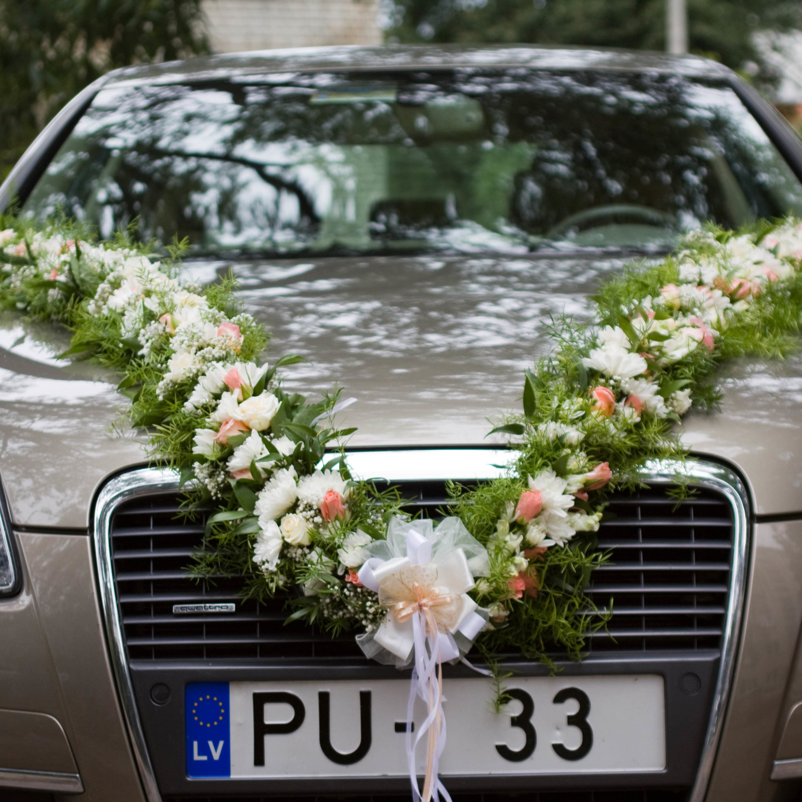 Оформление свадебной машины
Оформление свадебного авто
Декор на машину
Композиция на машину
Mašīna dekors
Kāzu auto