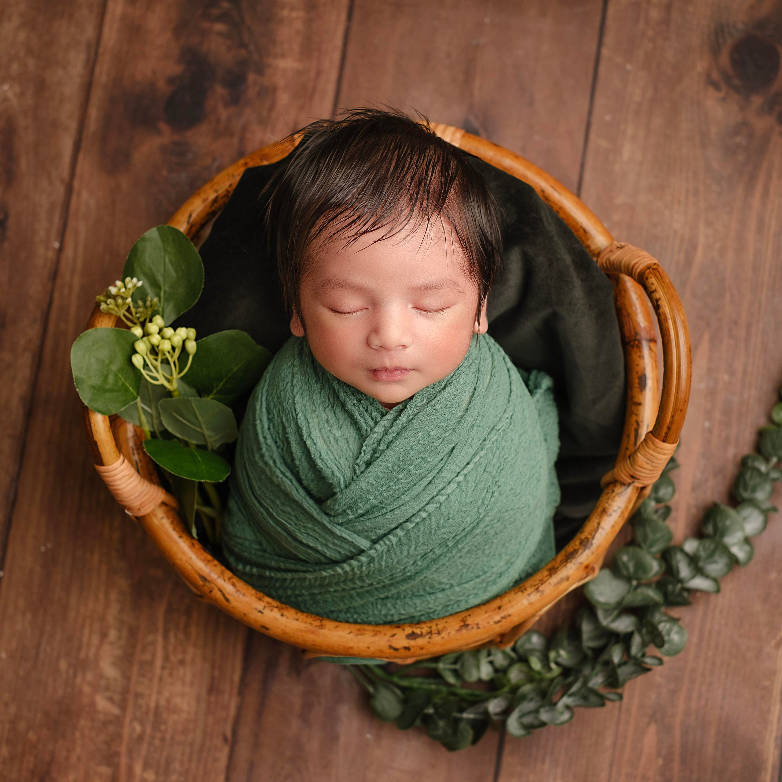 TESTIMONIALS. Newborn, Sitter and Cake Smash Photographer in Doha, Qatar