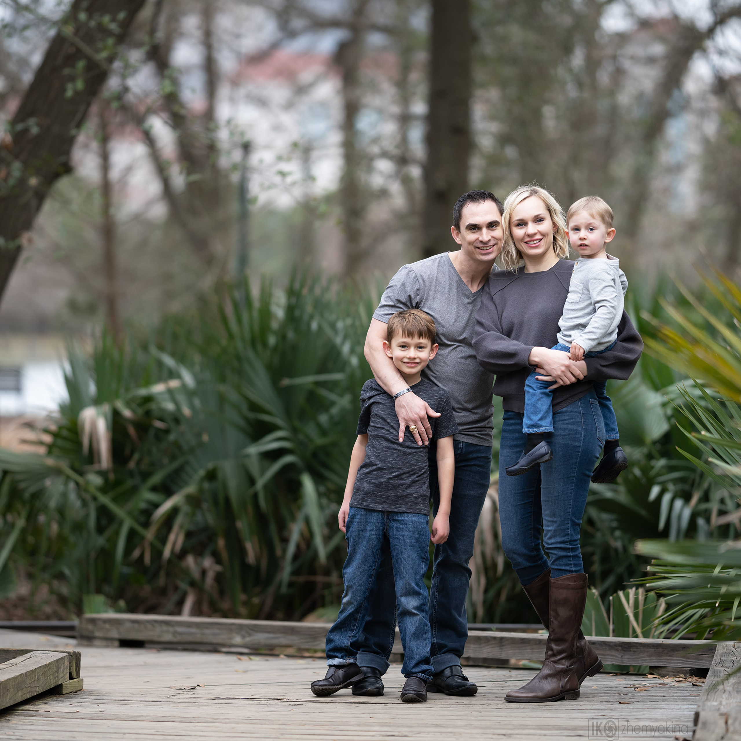 Clothing color — gray