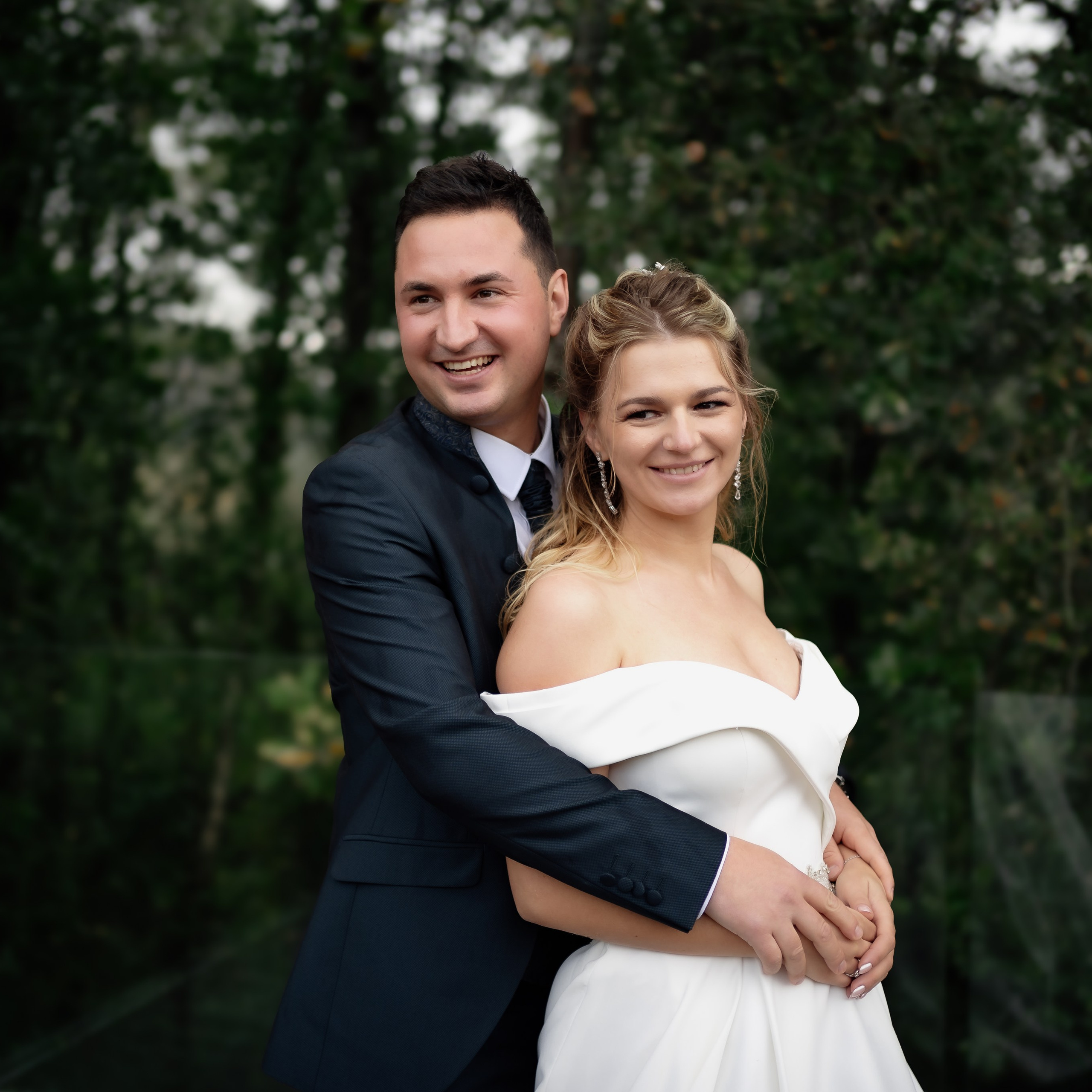 Reviews. Holigood foto y video reportaje de bodas en San Sebastián y Europa