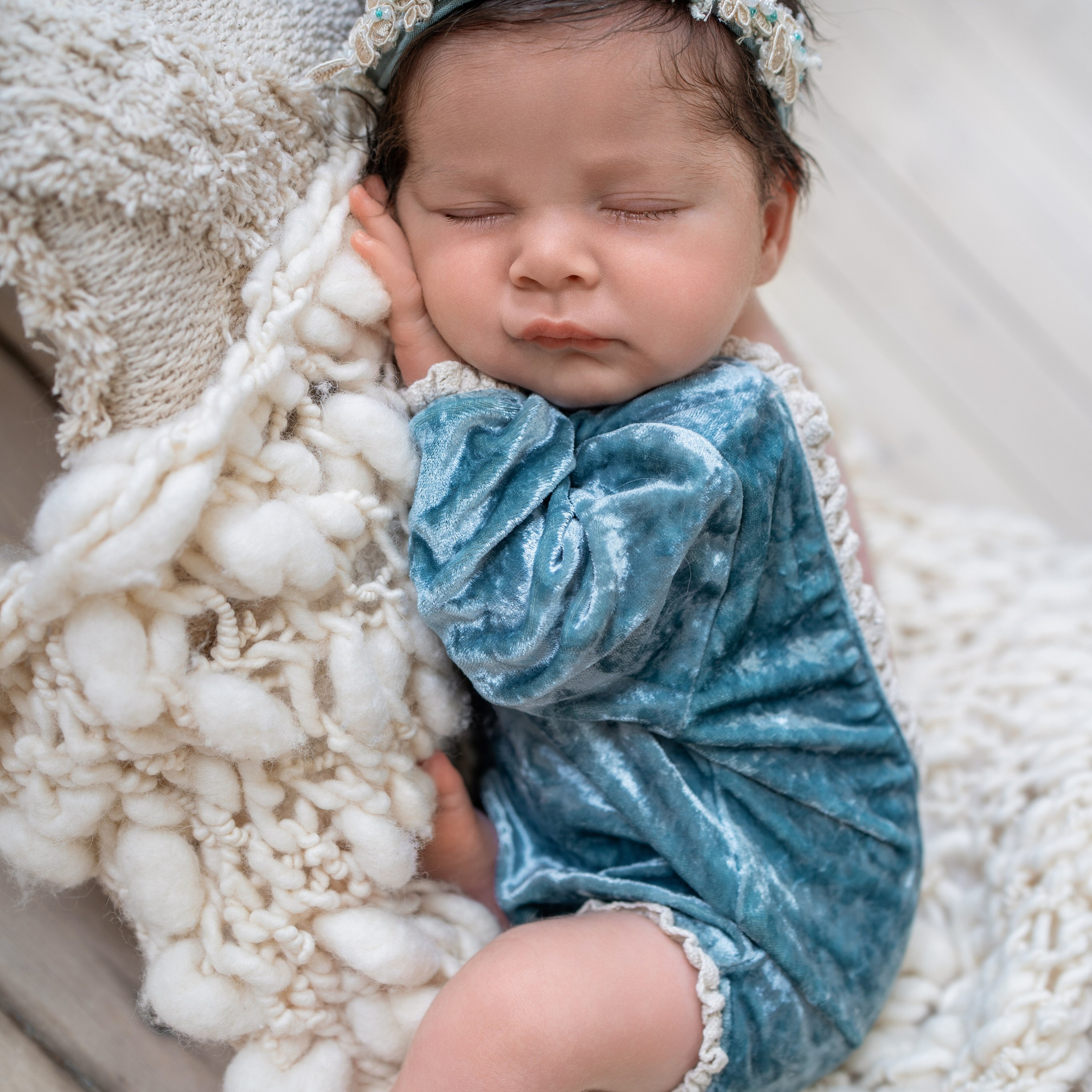 Newborn studio. Bébé Newborn Photographer in Copenhagen
