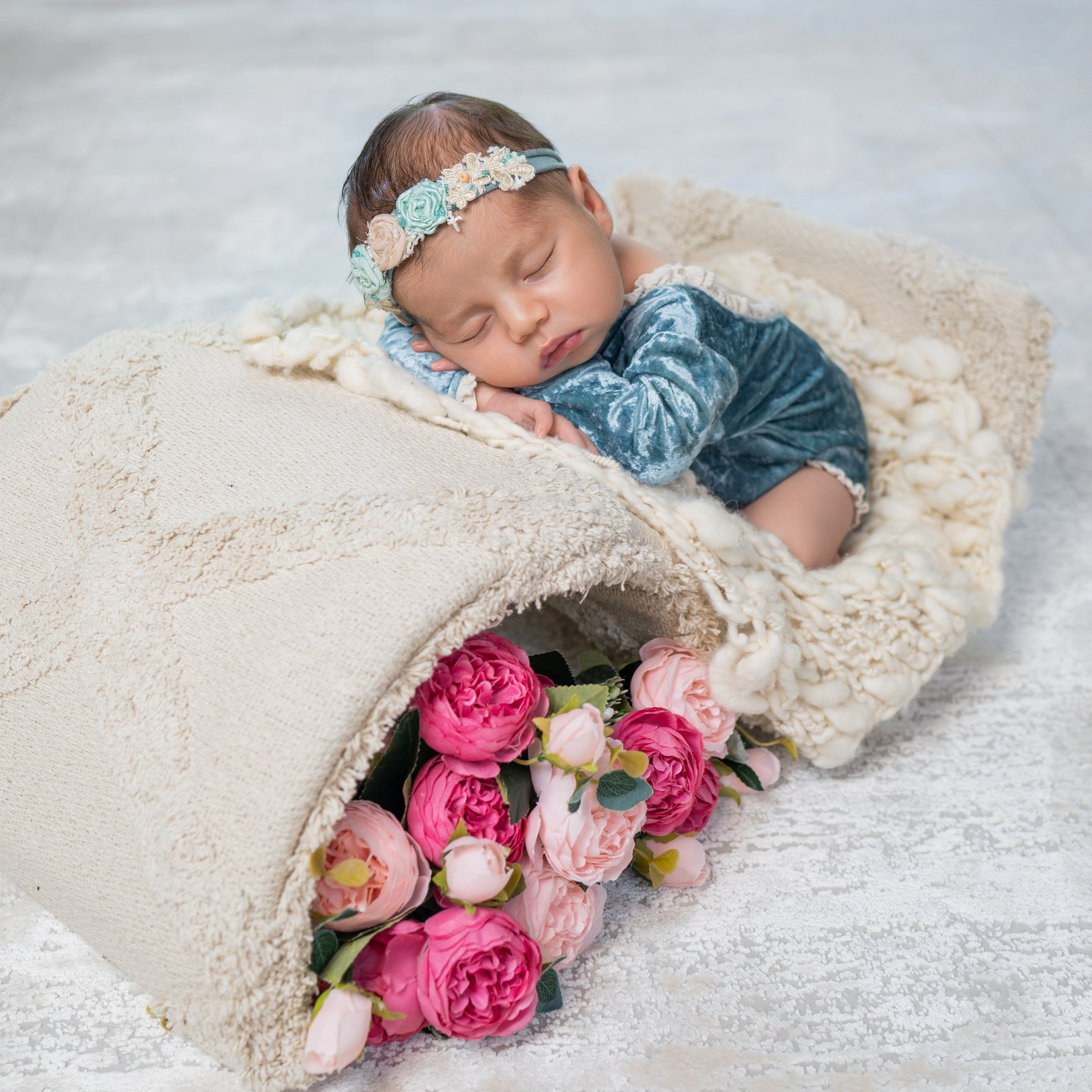 Newborn studio. Bébé Newborn Photographer in Copenhagen