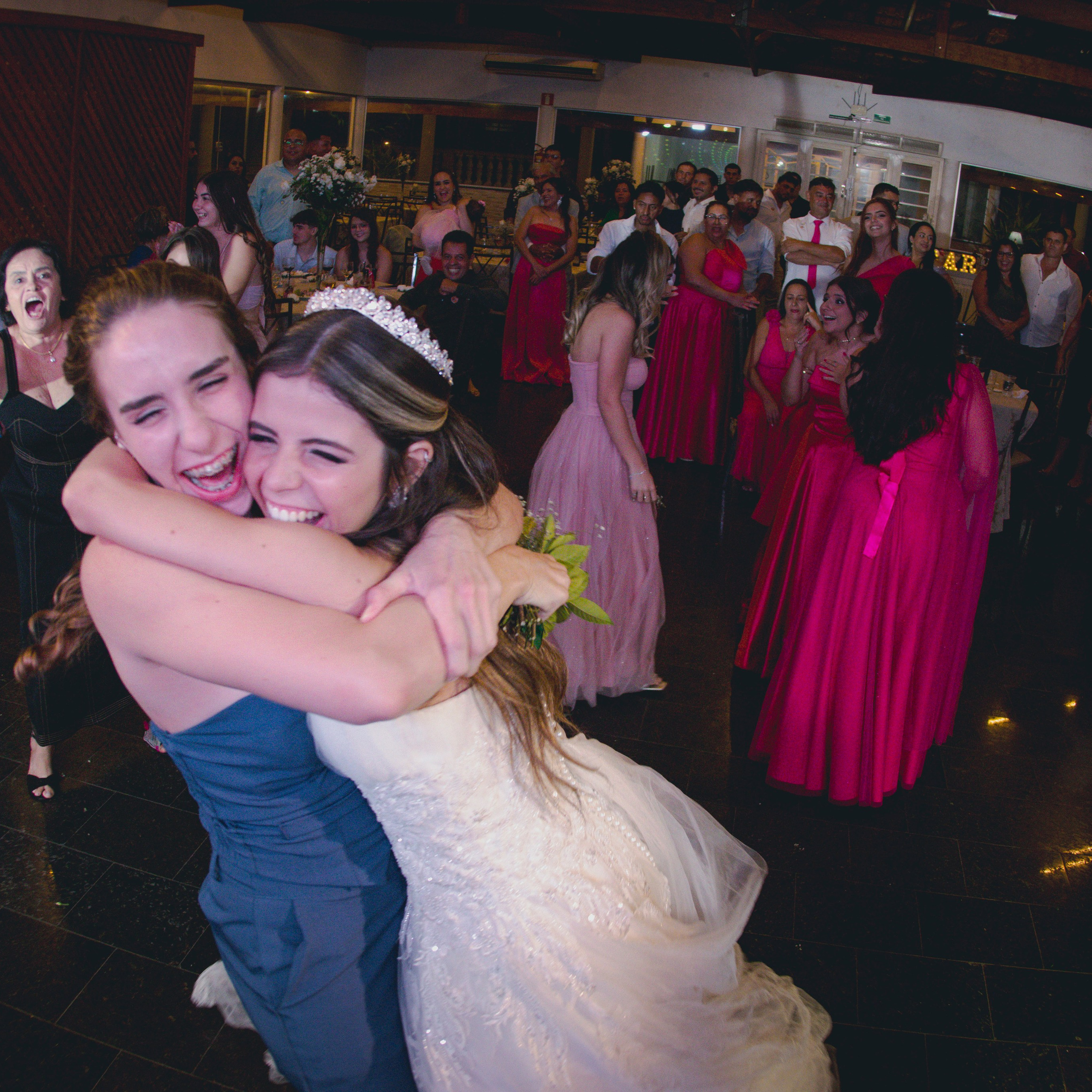 ANA LYVIA E JOÃO VICTOR. Fotógrafos de casamento. empresas, família em Catanduva SP e região, Casal Gonçales
