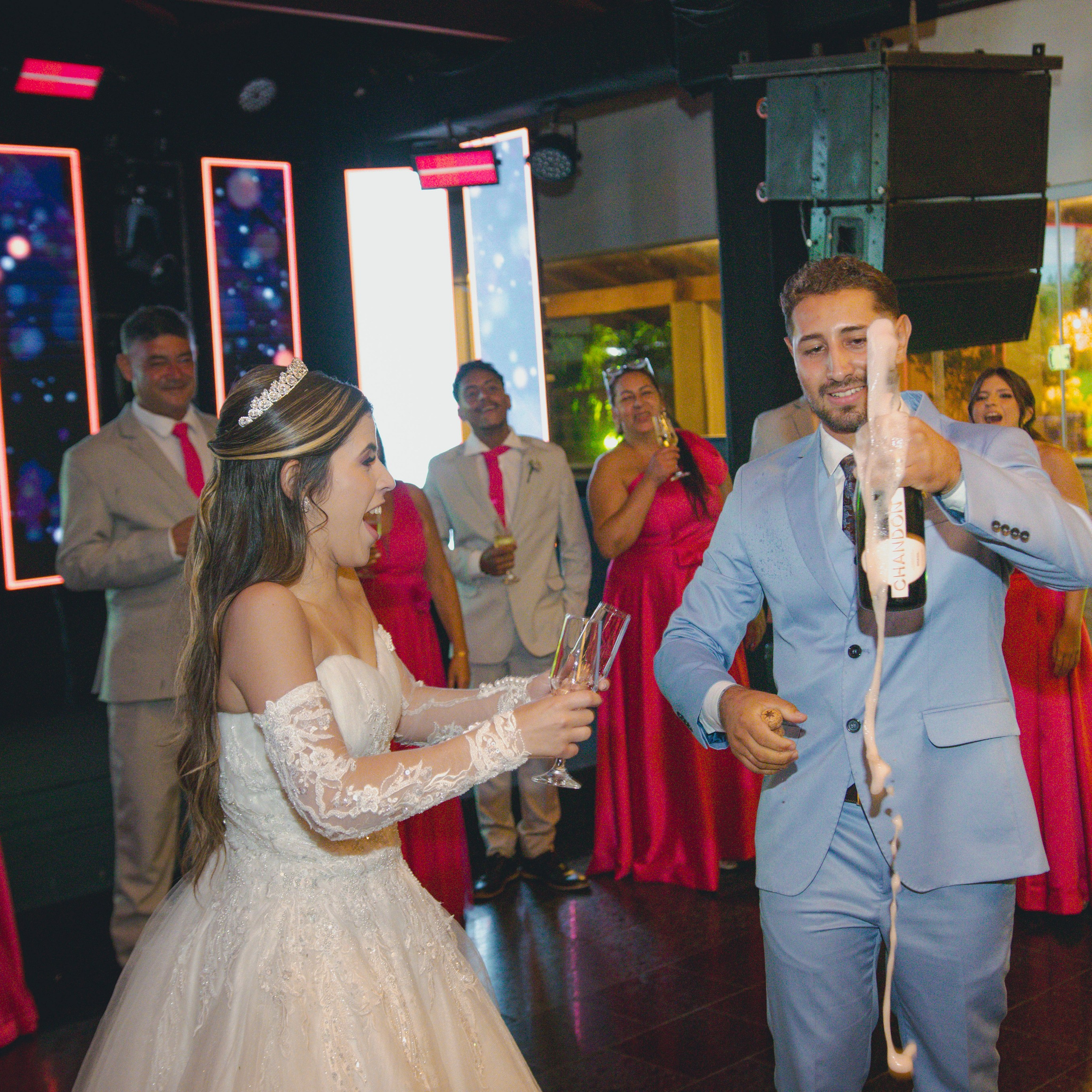 ANA LYVIA E JOÃO VICTOR. Fotógrafos de casamento. empresas, família em Catanduva SP e região, Casal Gonçales