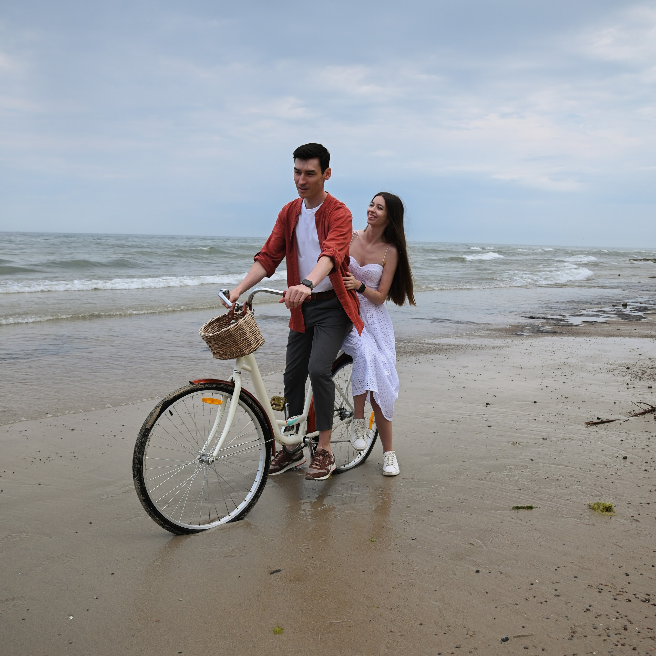 Love photography story on&nbsp;the riva of&nbsp;the see