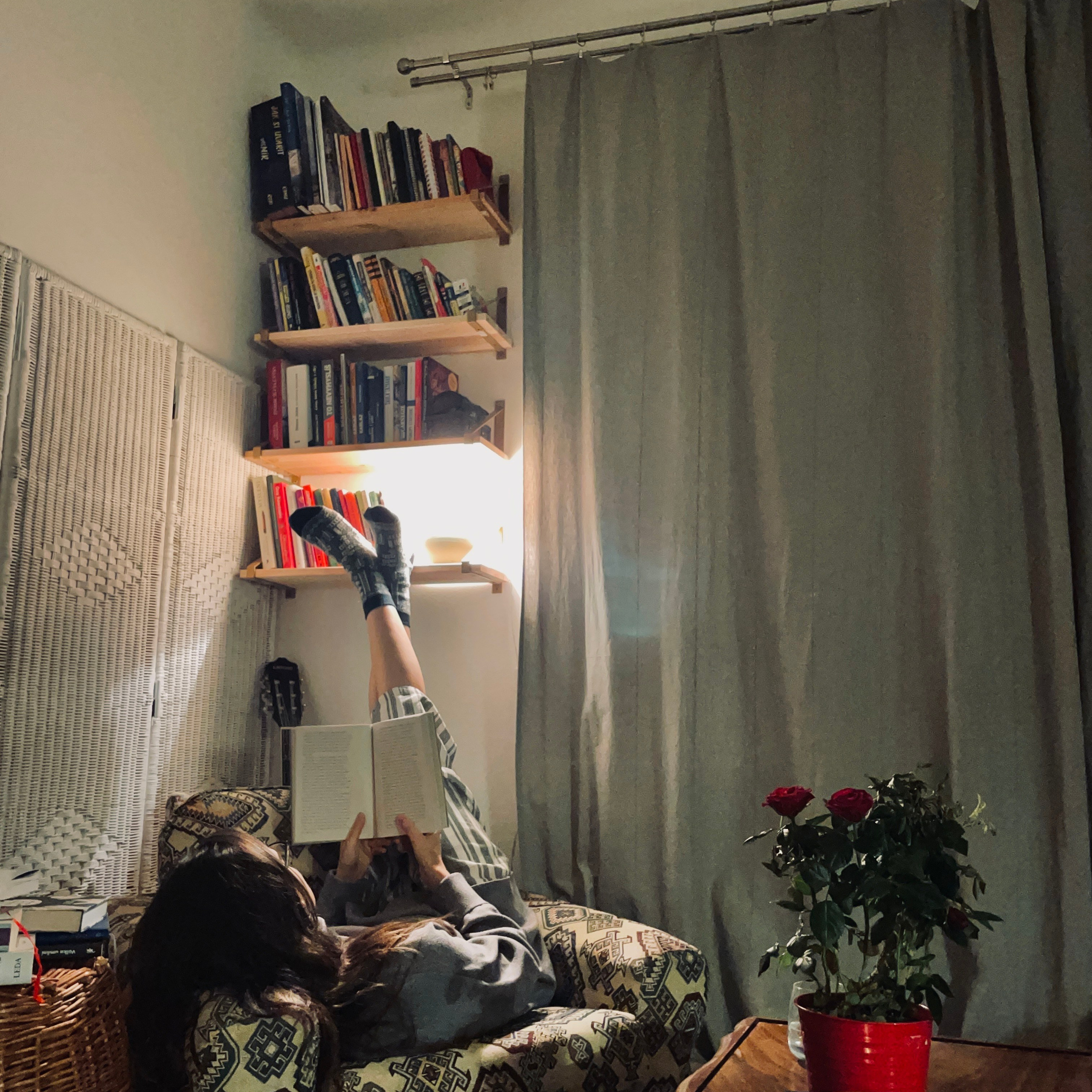 ABOUT. Dana Lišková — Empathetic Photographer | Introspective Artist |Neurodivergent Coach | Founder of Artepy.cz