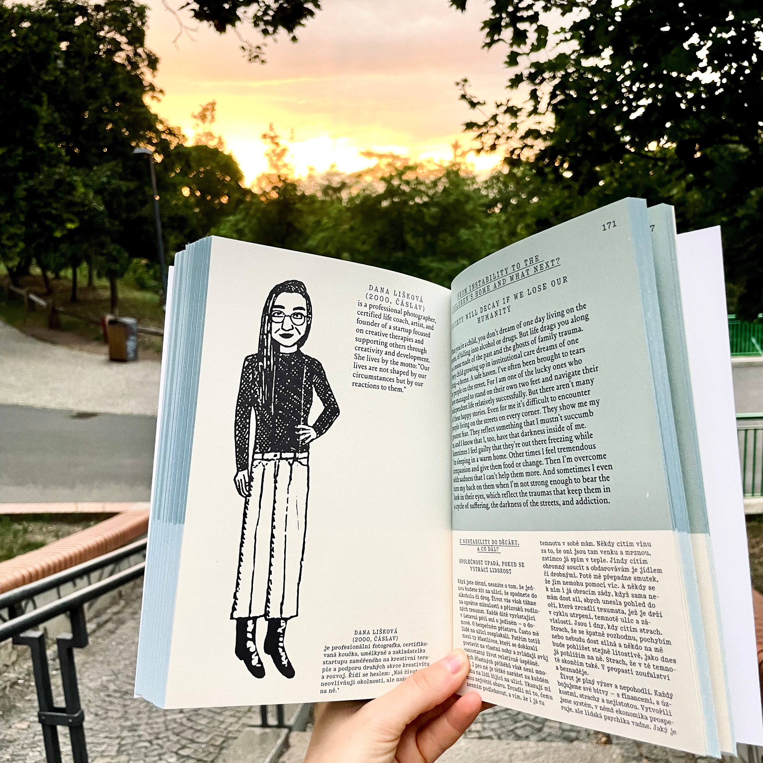 ABOUT. Dana Lišková — Empathetic Photographer | Introspective Artist |Neurodivergent Coach | Founder of Artepy.cz