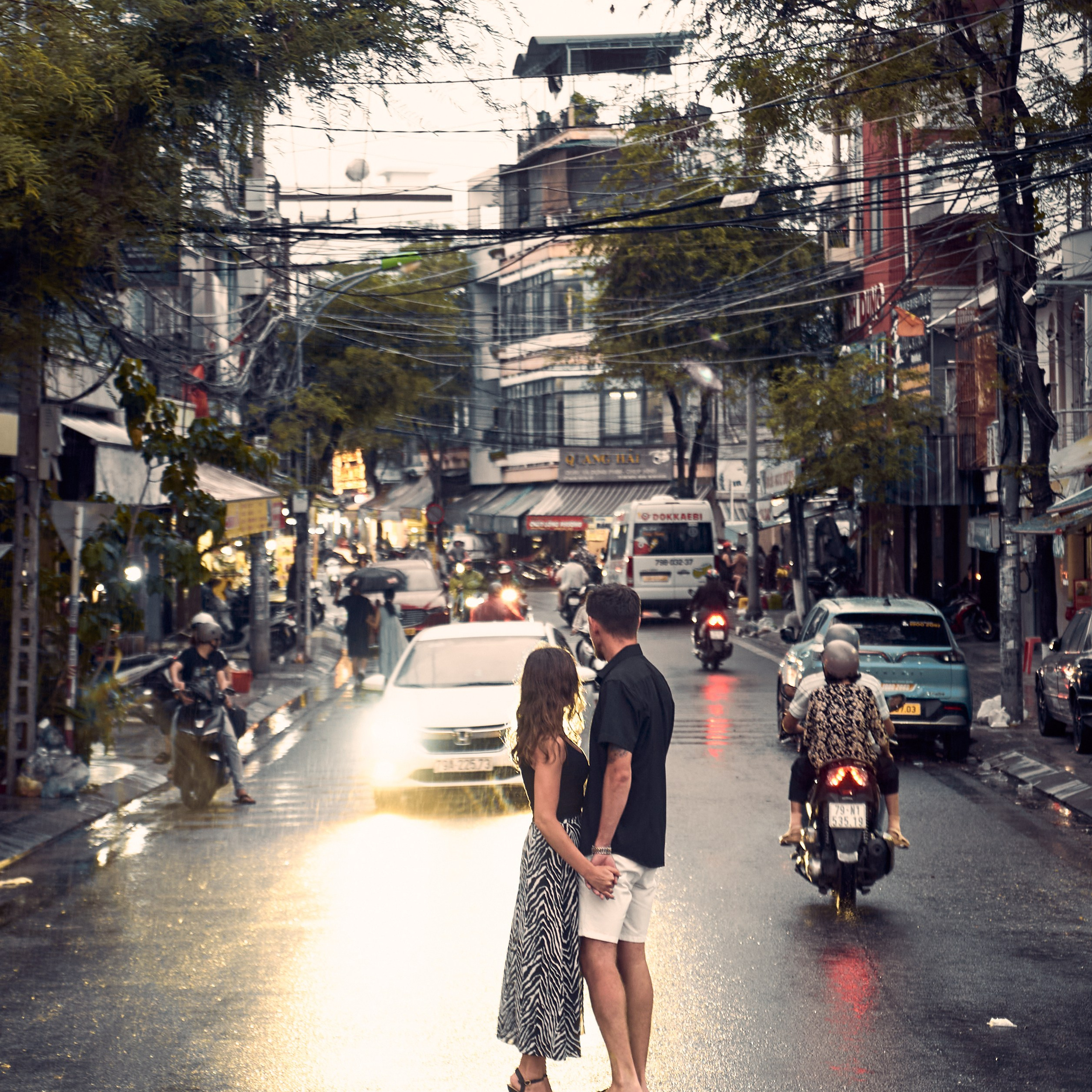 Под дождём. Семейный фотограф в Нячанге. Прогулки, lovestory, свадебные, студийные съёмки