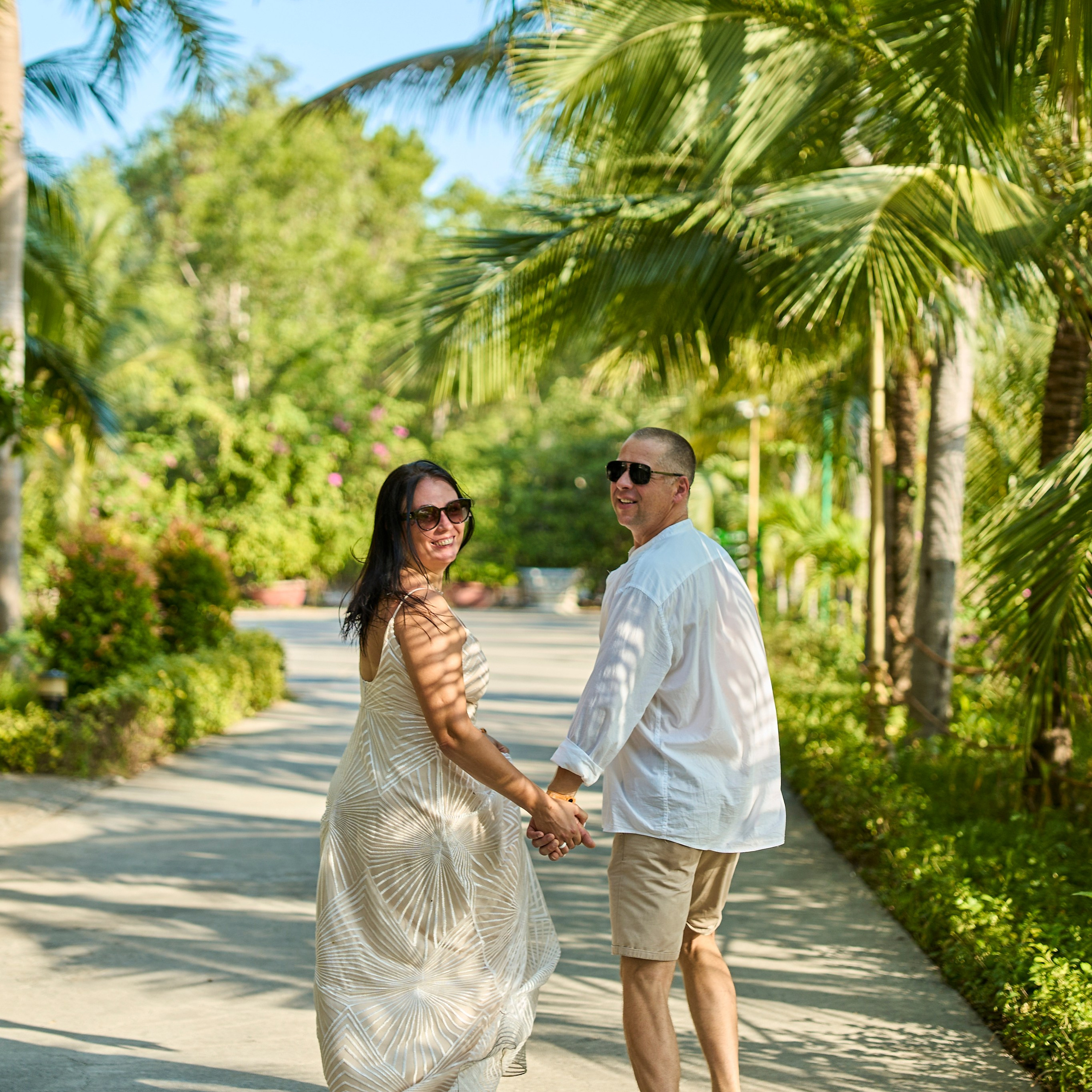 Costa Bella love & Story. Семейный фотограф в Нячанге. Прогулки, lovestory, свадебные, студийные съёмки