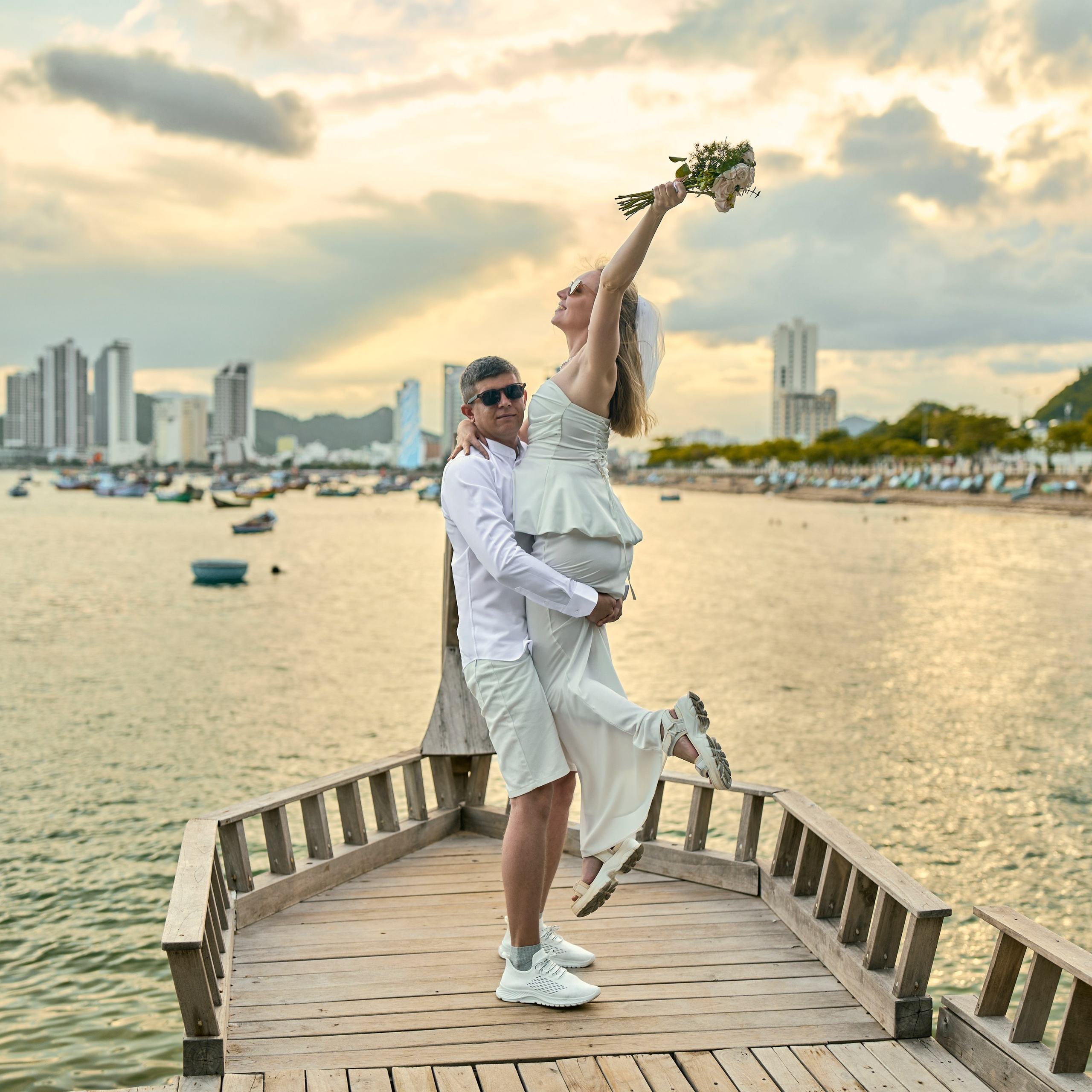 Закатный вечер в Marina Beach. Семейный фотограф в Нячанге. Прогулки, lovestory, свадебные, студийные съёмки