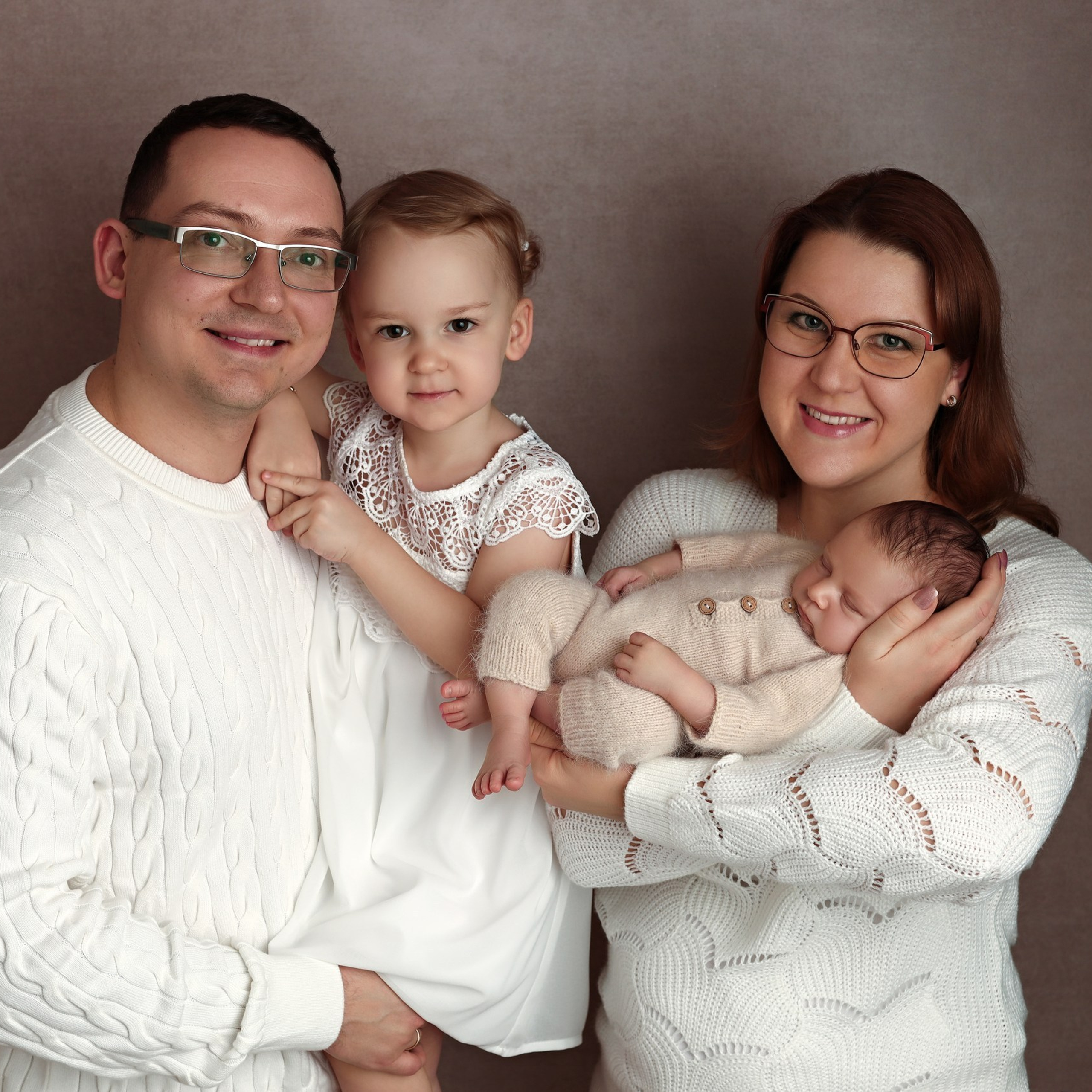 BEWERTUNGEN. Neugeborenen & Babyfotografie Liuba Schelhorn in Stuttgart