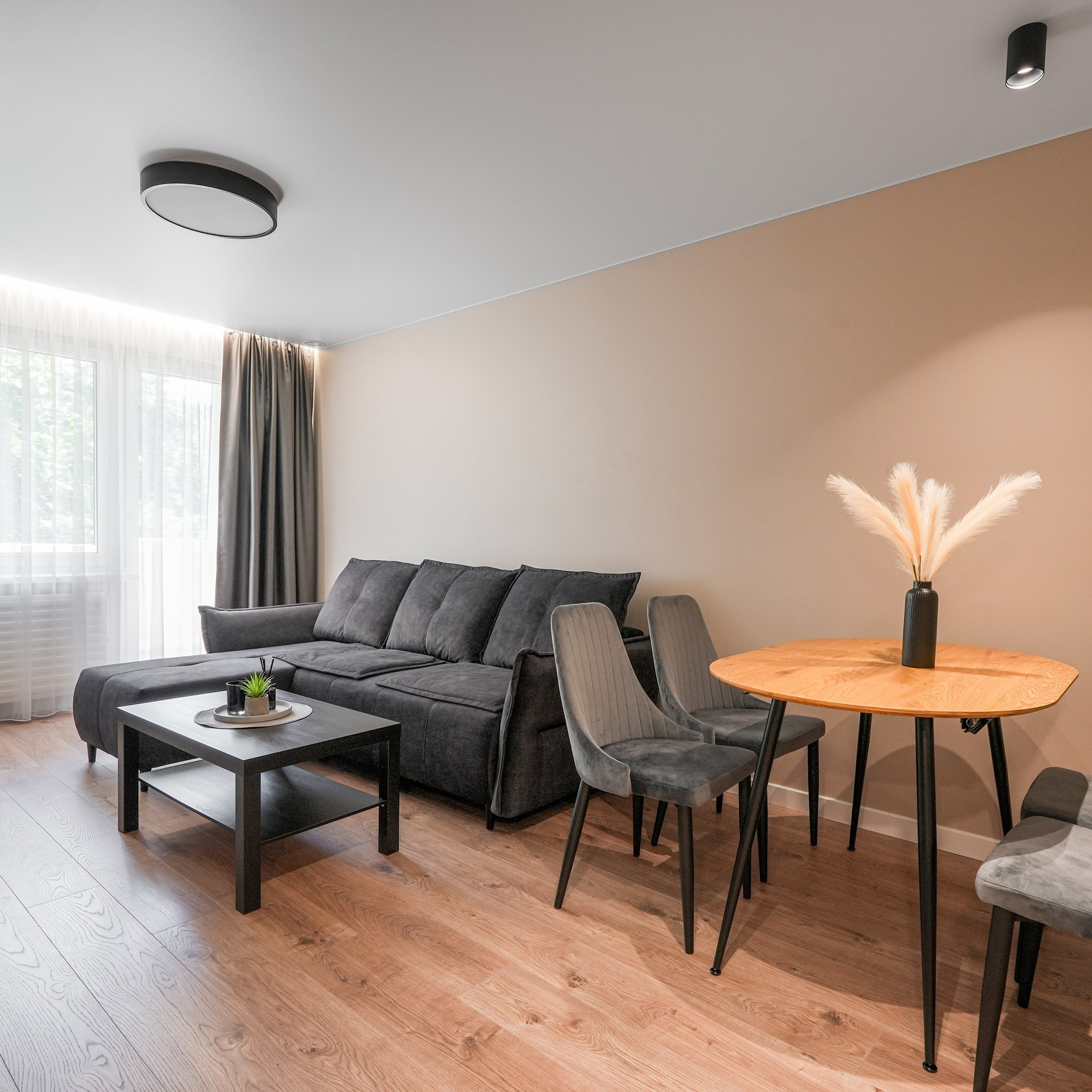 Nekilnojamojo turto fotografo projektai. Elina Sapiega fotografė Vilniuje