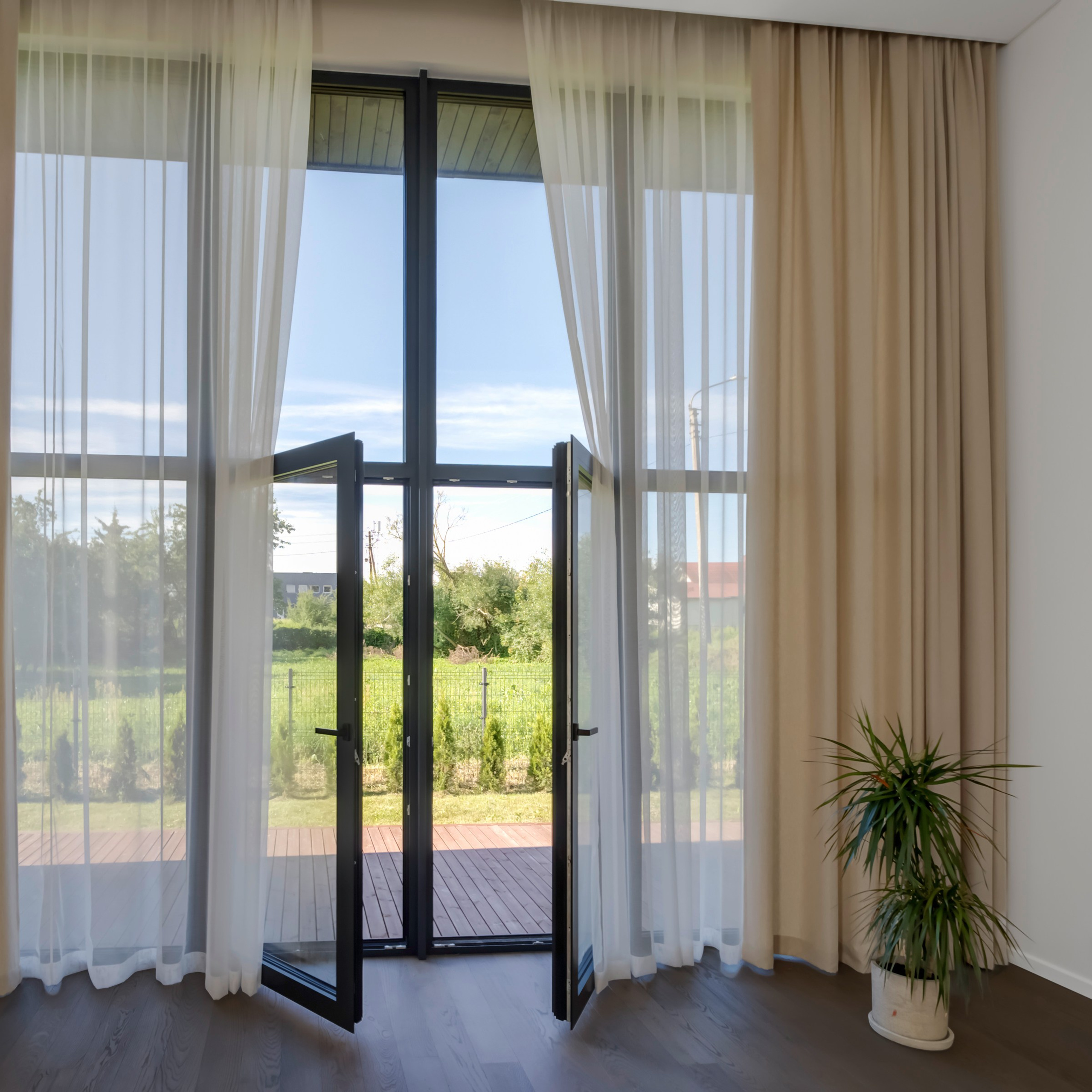 Nekilnojamojo turto fotografo projektai. Elina Sapiega fotografė Vilniuje