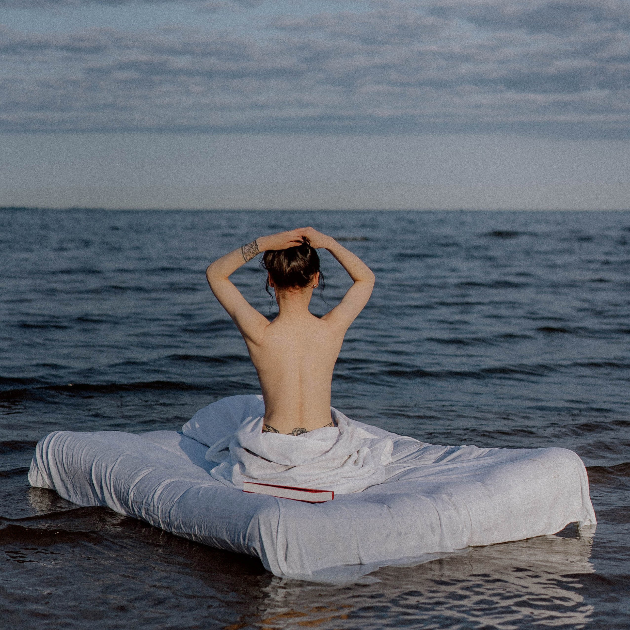 Victoria at the Four Seasons hotel. M Atelier | Art Portraits