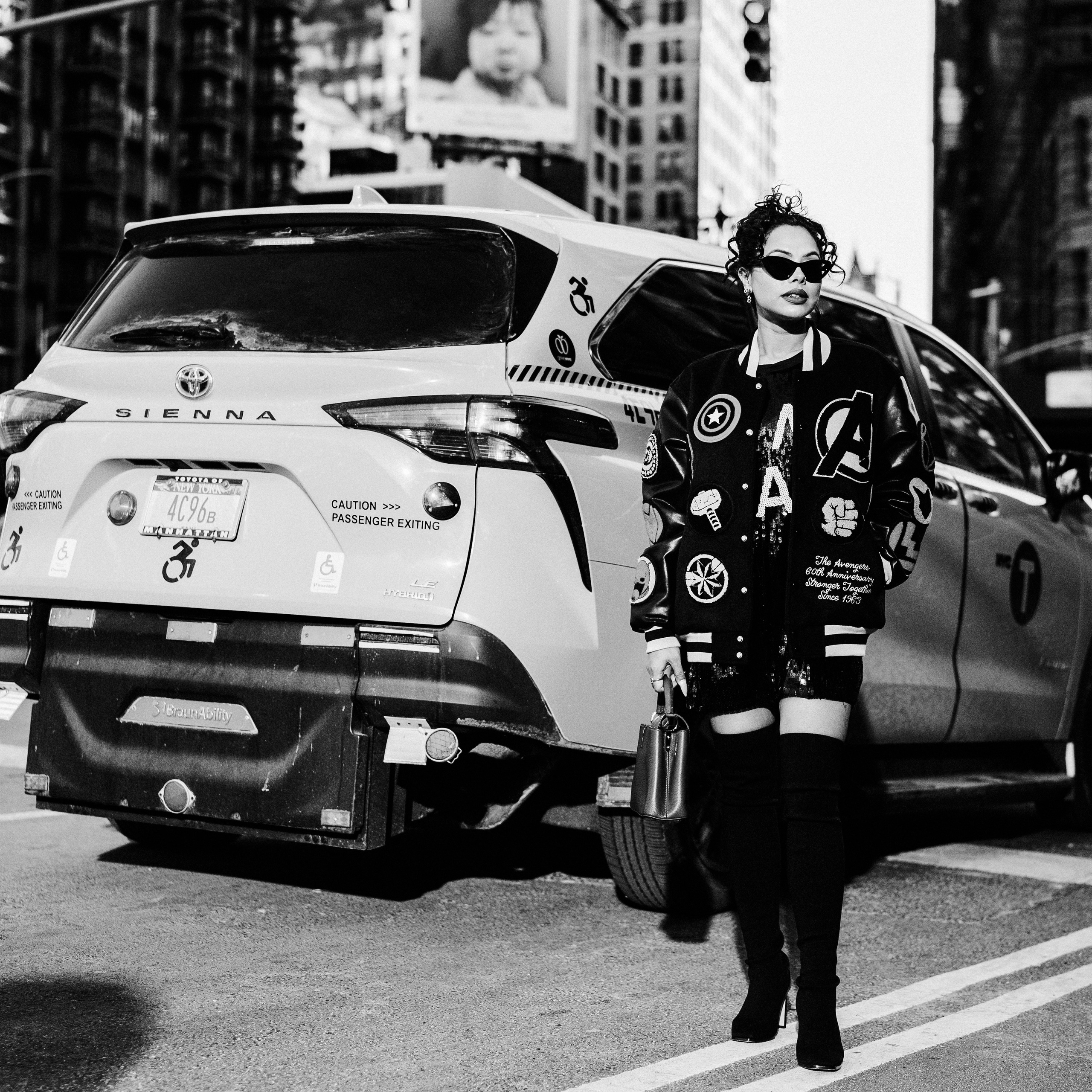 Night walk. M Atelier | Art Portraits