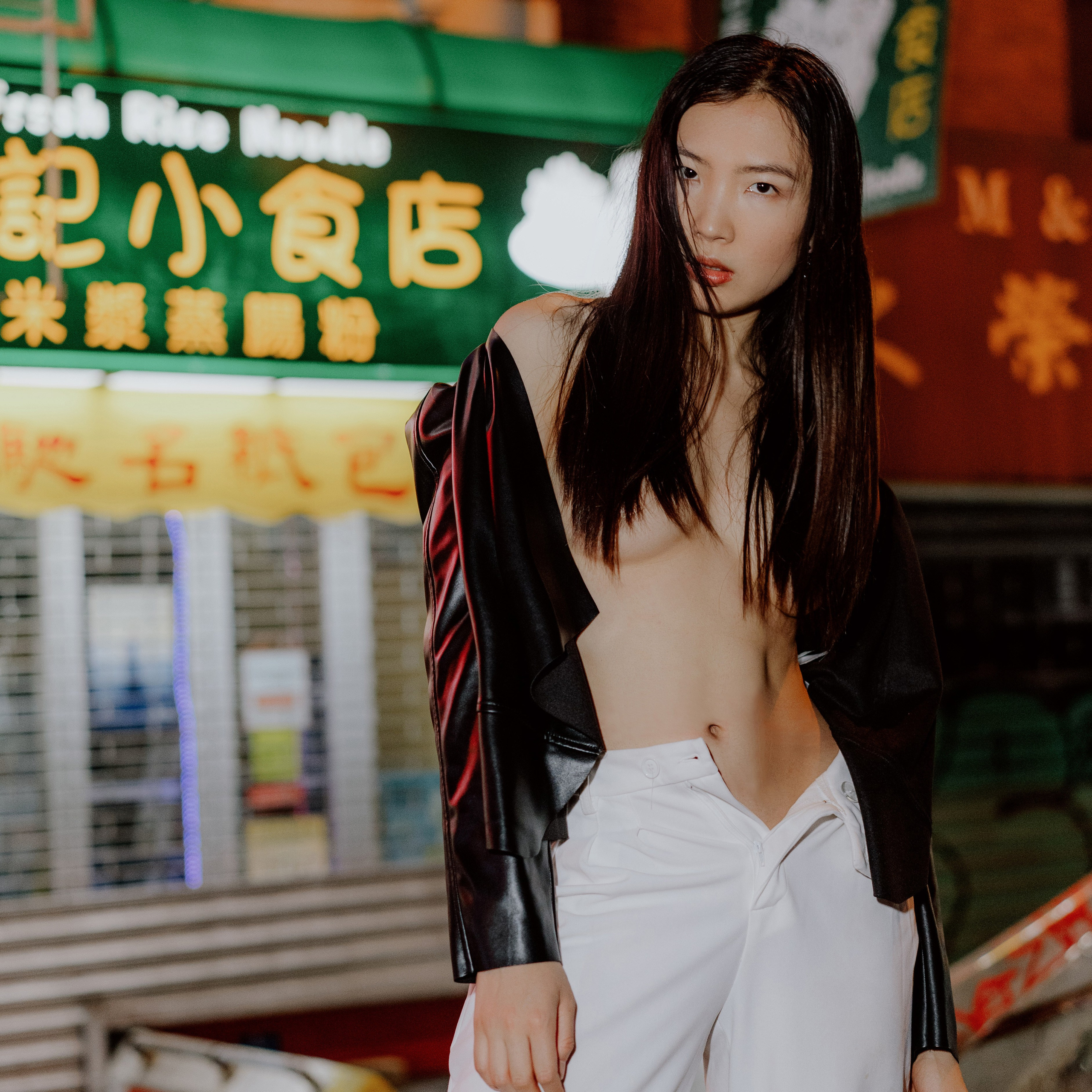 Victoria at the Four Seasons hotel. M Atelier | Art Portraits