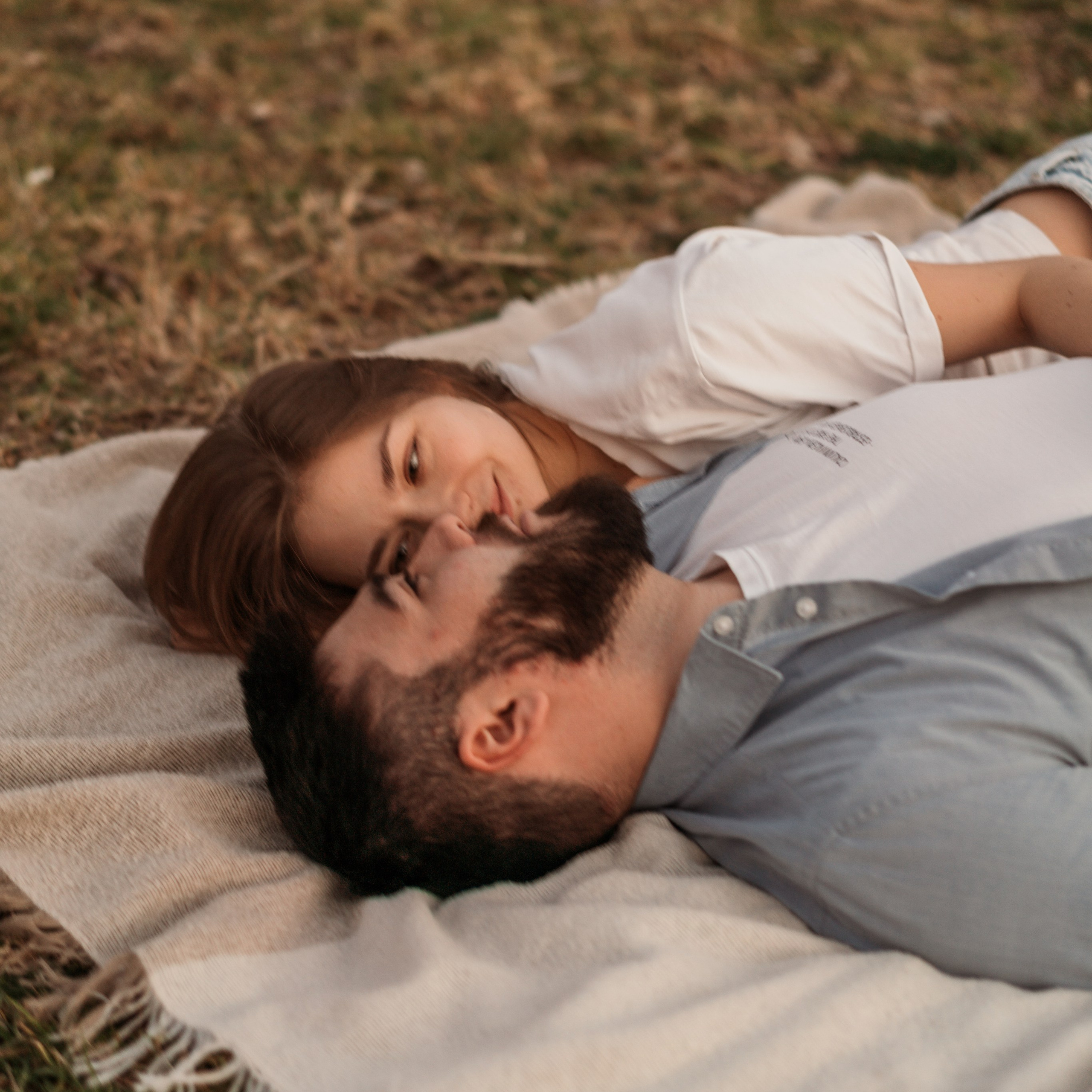 Family Photoshoot in Kishon Park | Capturing Moments in Nature