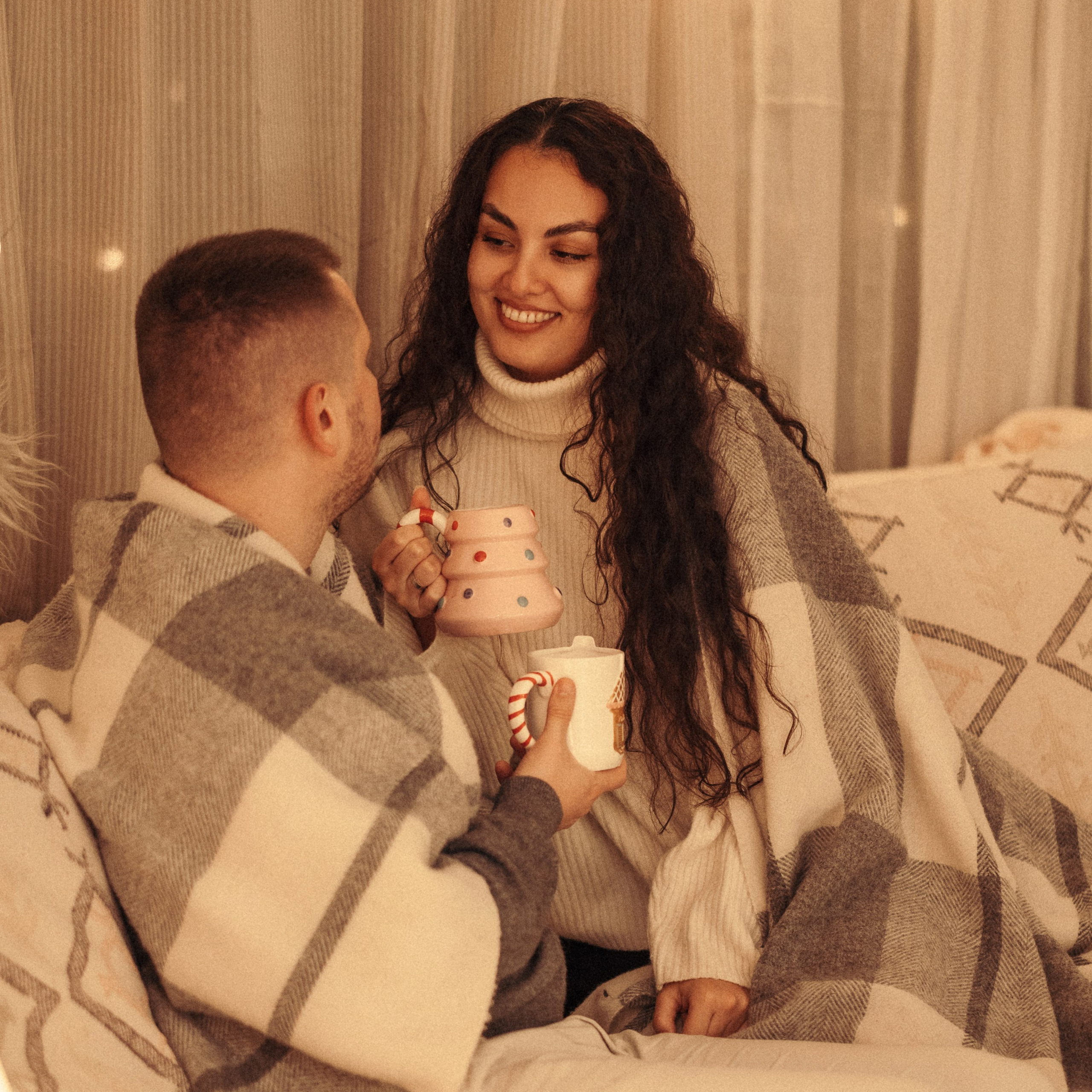 Настя и Саша