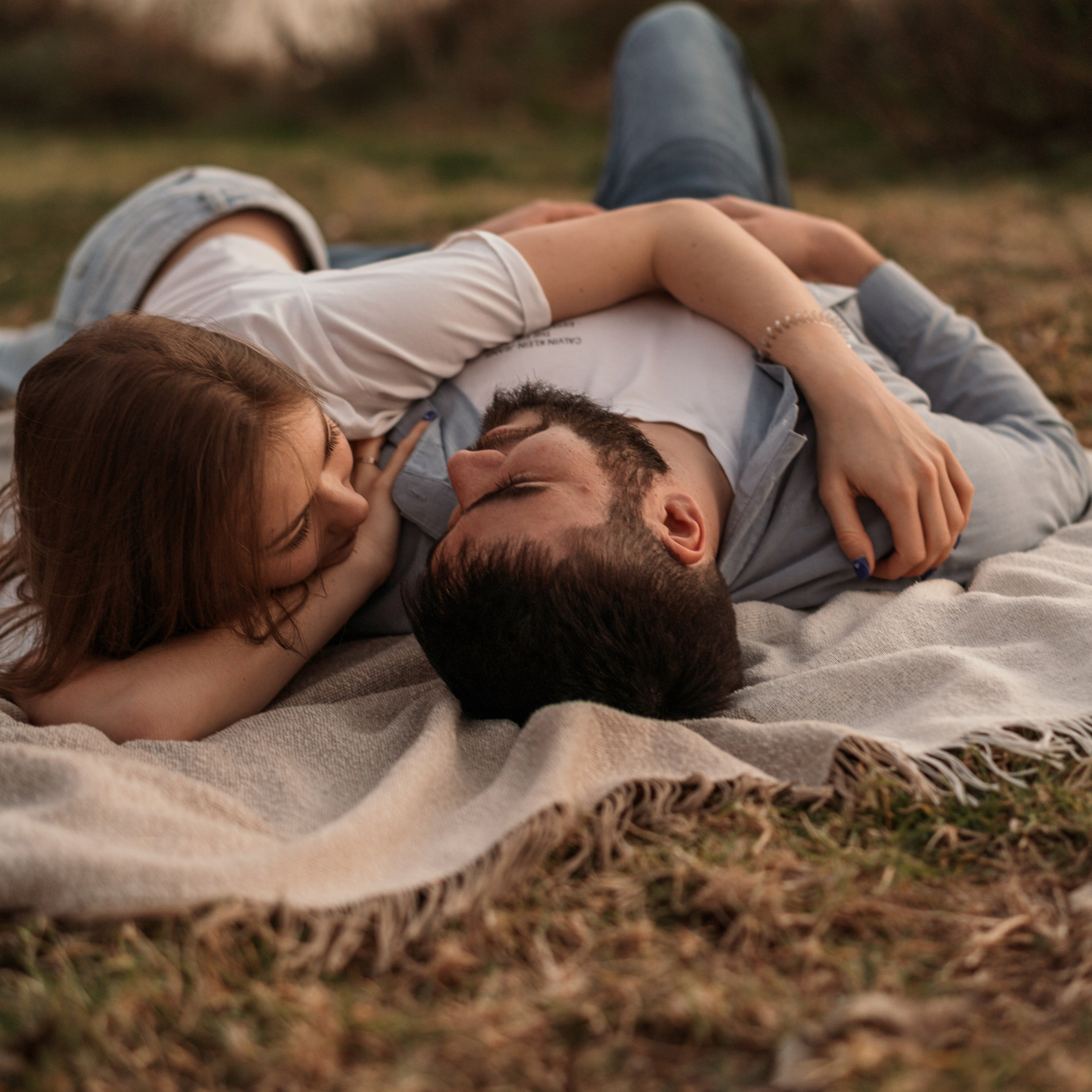 Family Photoshoot in Kishon Park | Capturing Moments in Nature