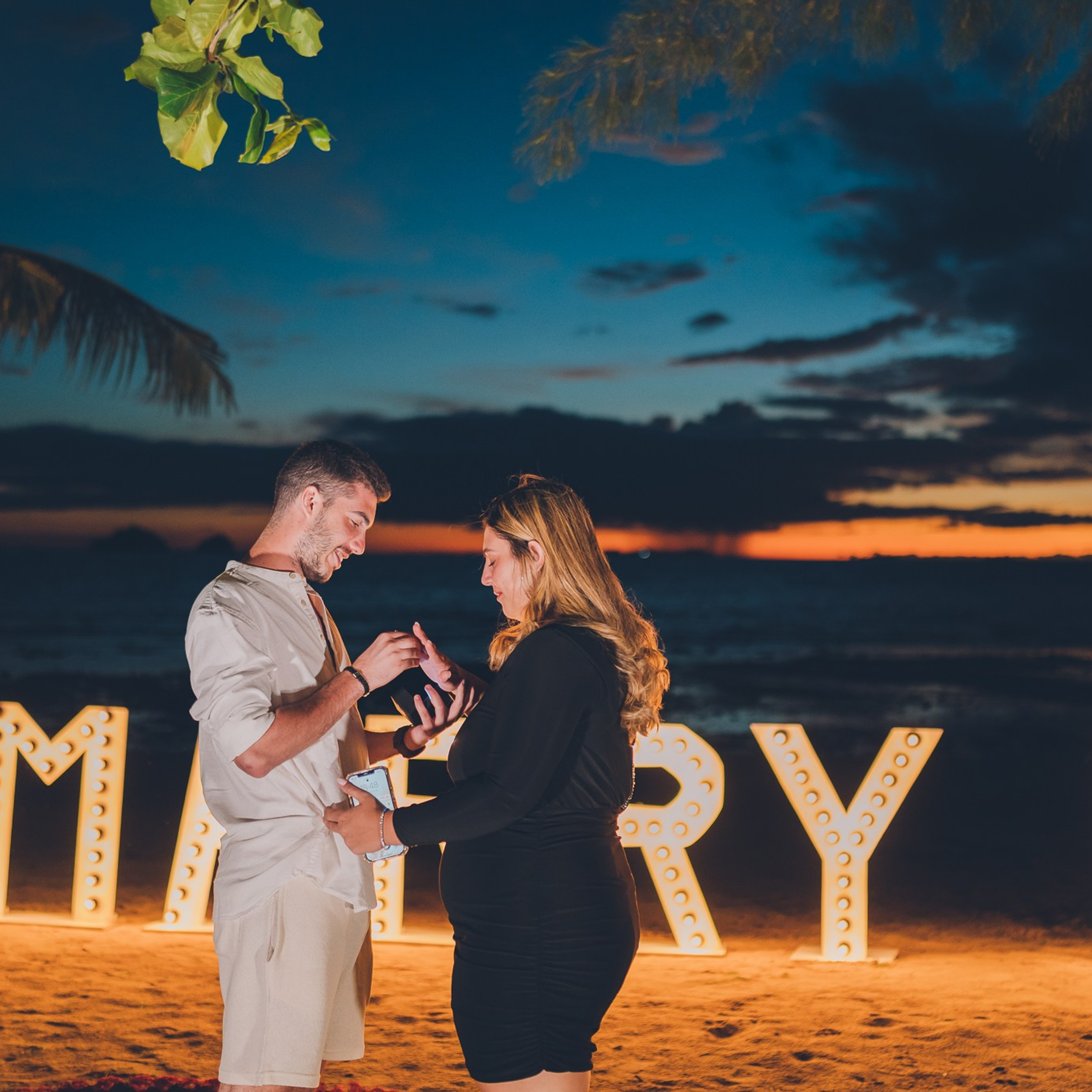 Photo. Romantic proposal on Koh Samui, Thailand