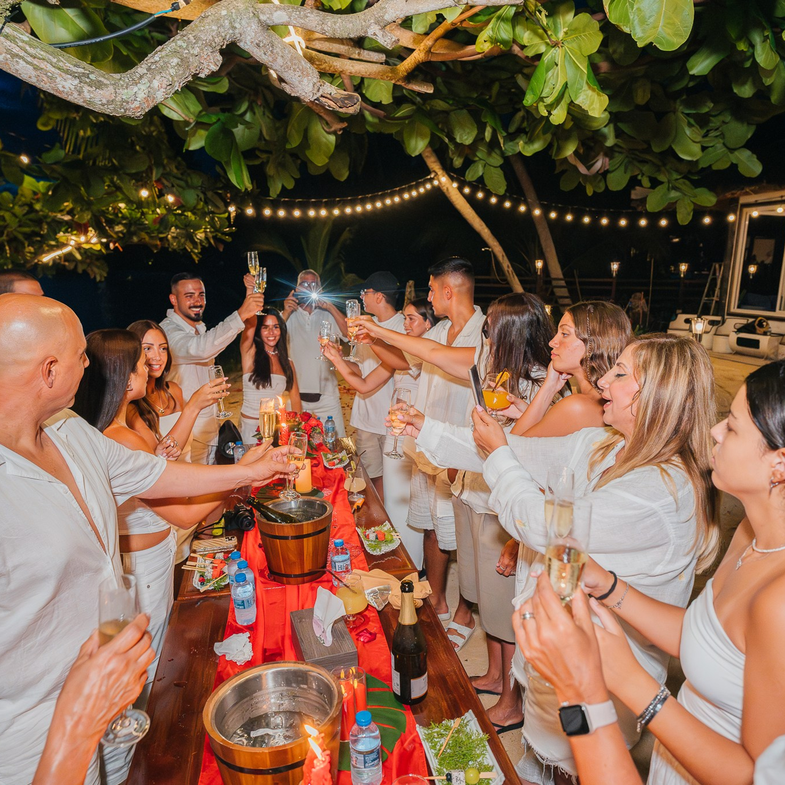 Photo. Romantic proposal on Koh Samui, Thailand