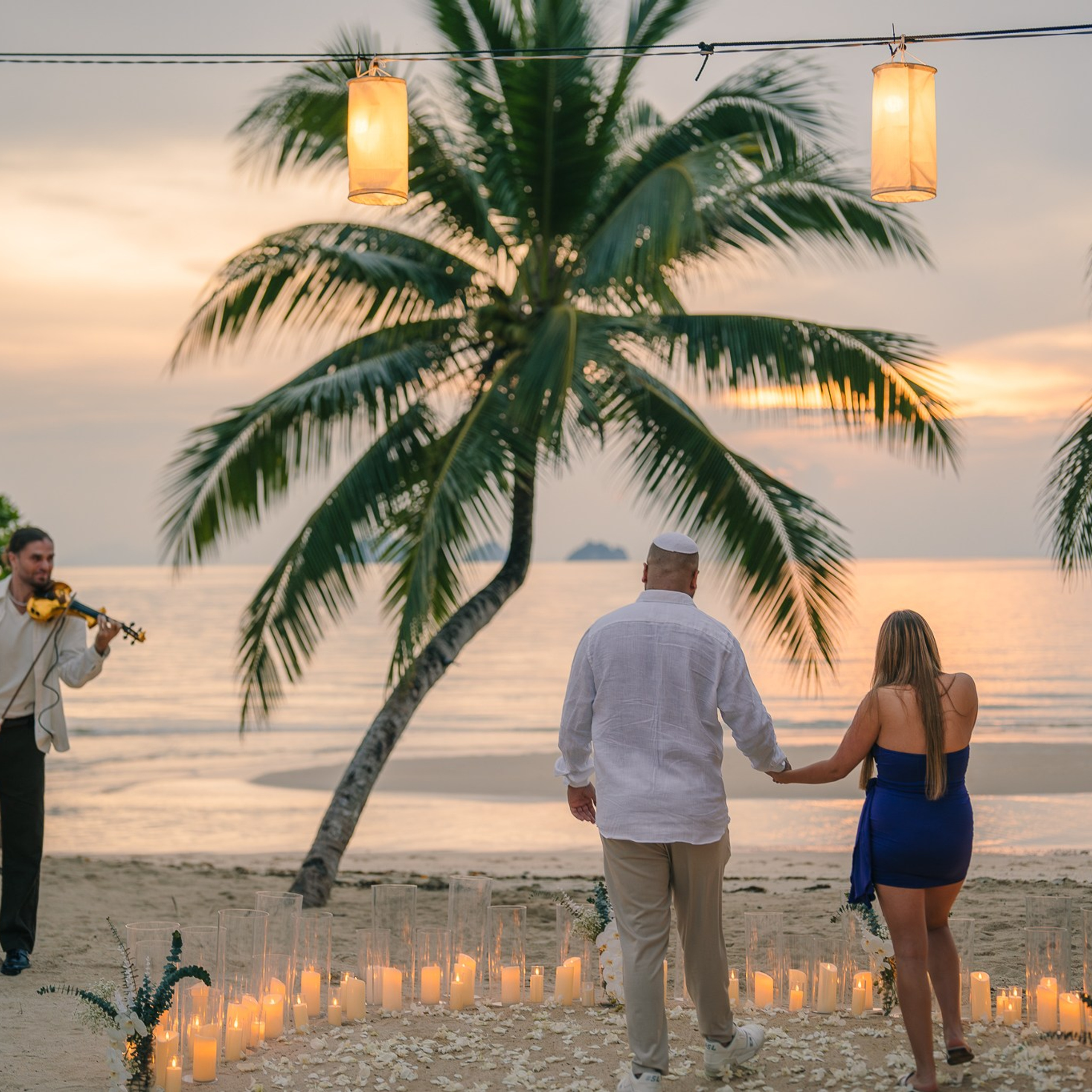 Photo. Romantic proposal on Koh Samui, Thailand
