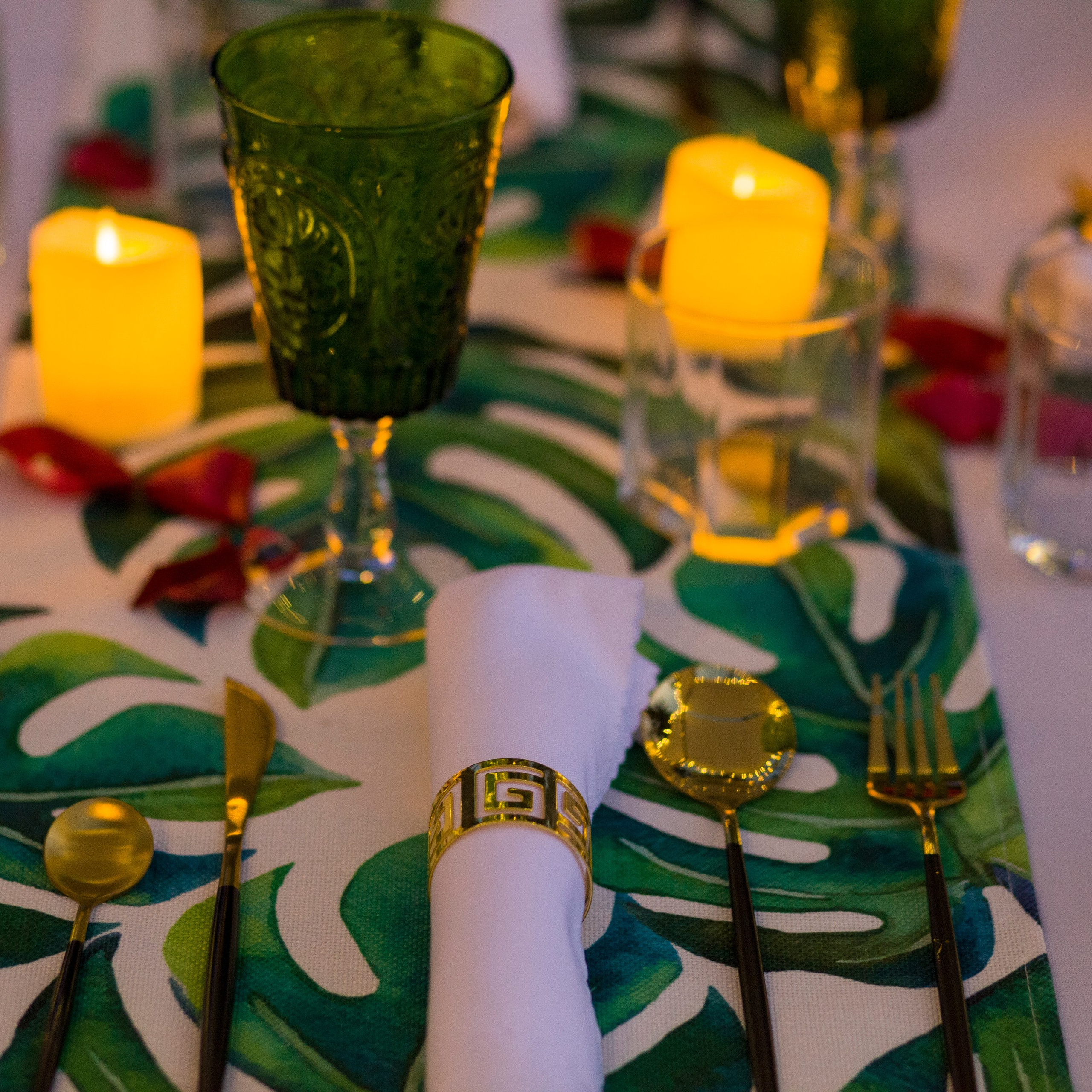 Photo. Romantic proposal on Koh Samui, Thailand