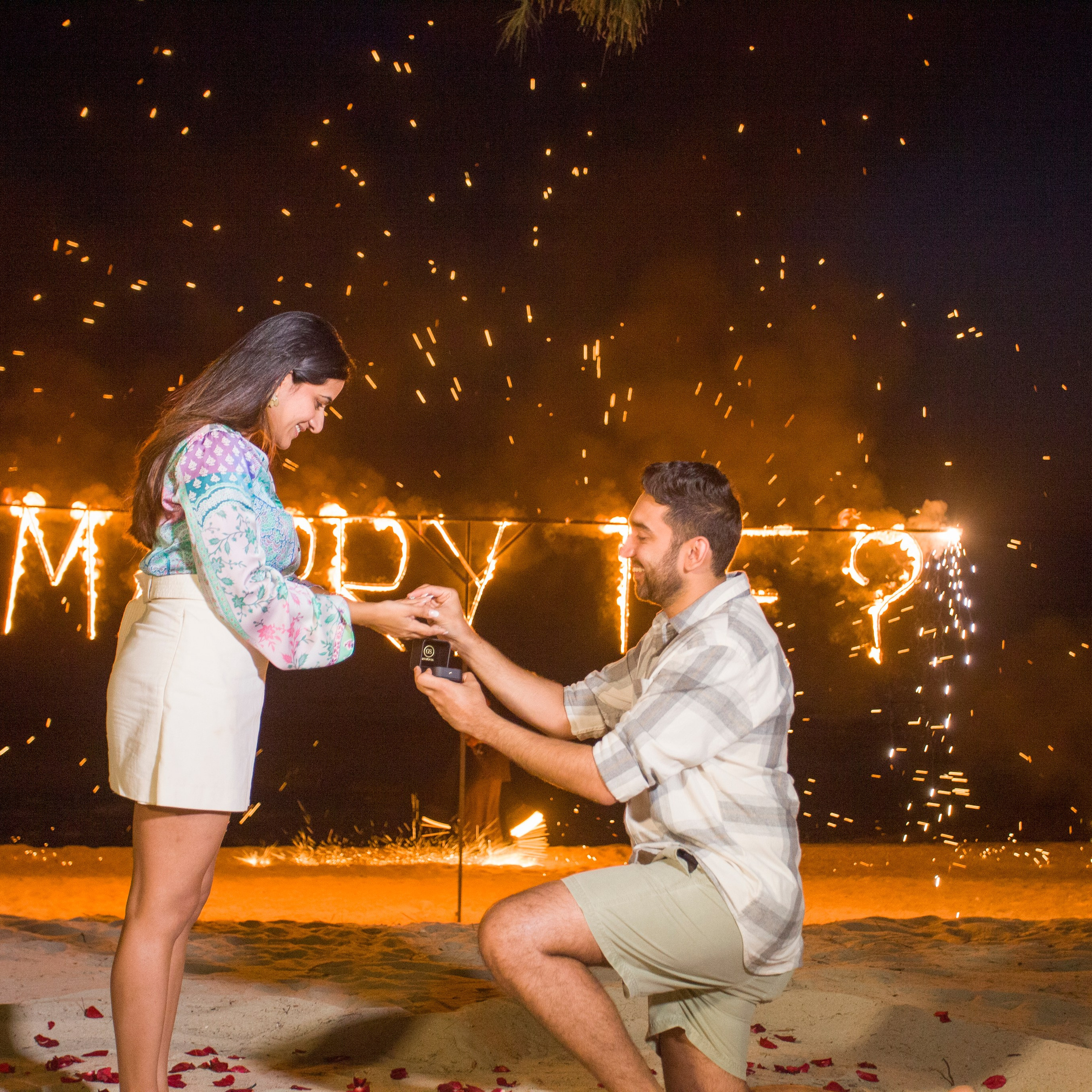 Photo. Romantic proposal on Koh Samui, Thailand