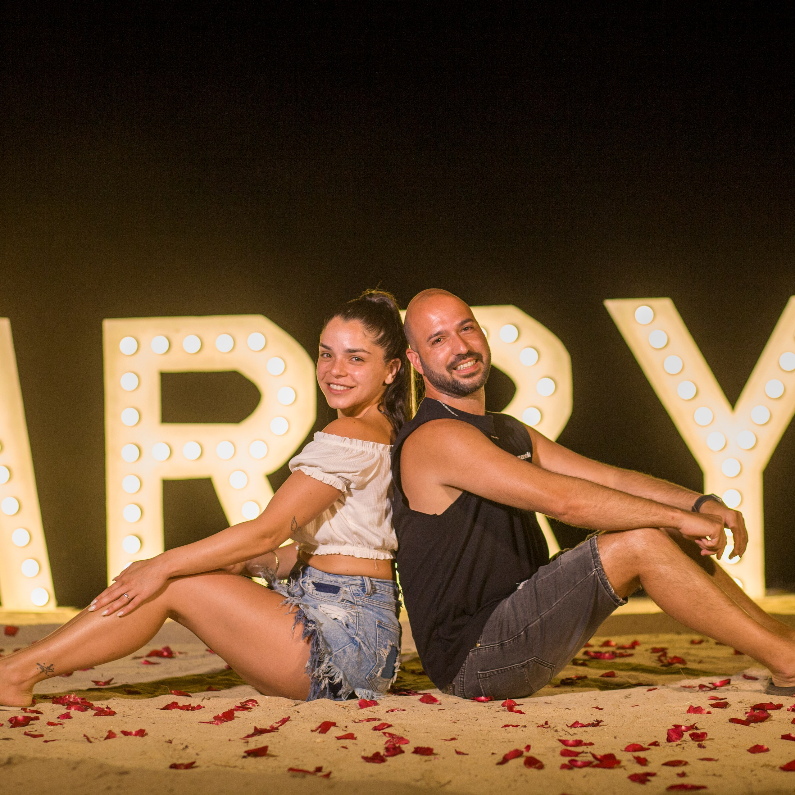 Photo. Romantic proposal on Koh Samui, Thailand