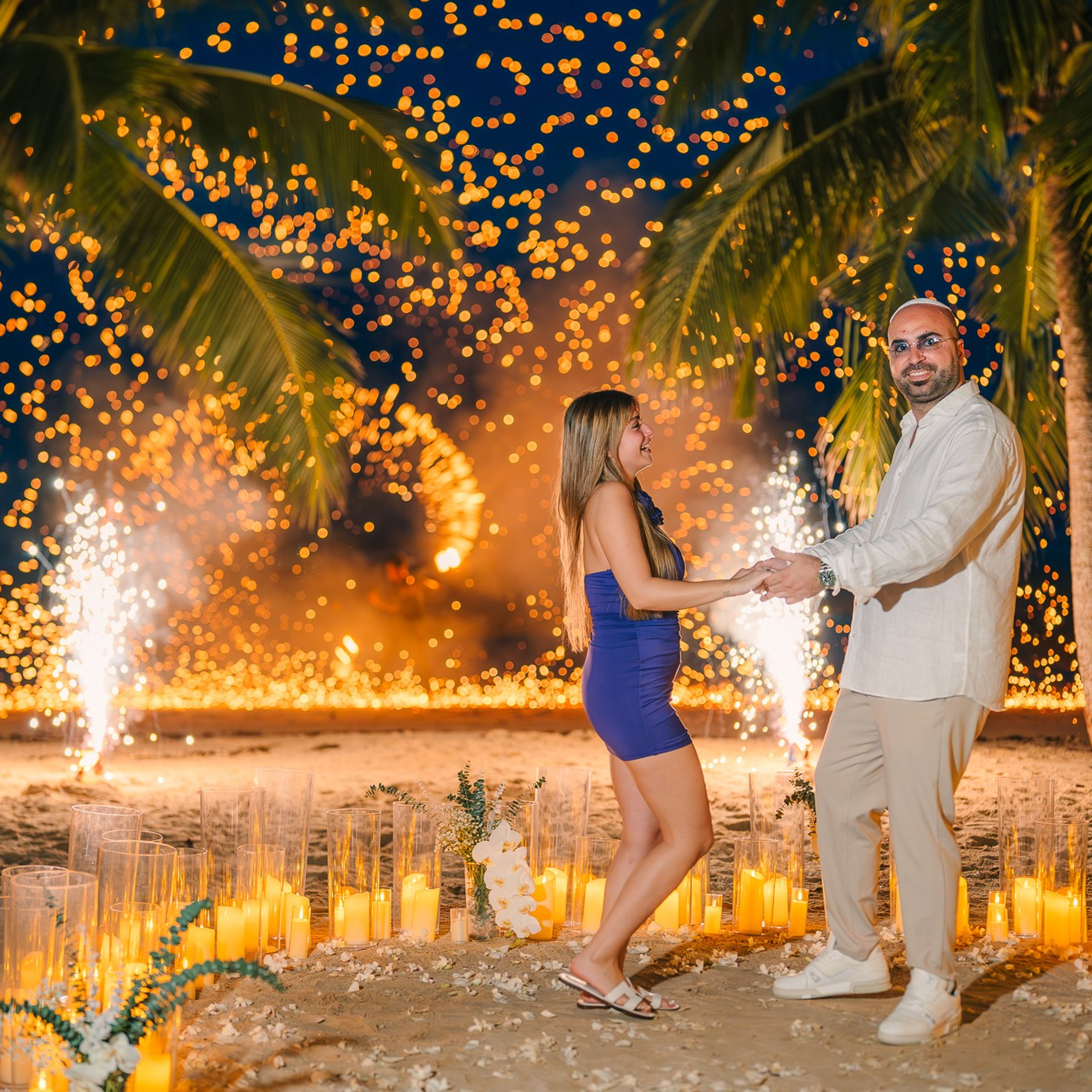 Photo. Romantic proposal on Koh Samui, Thailand