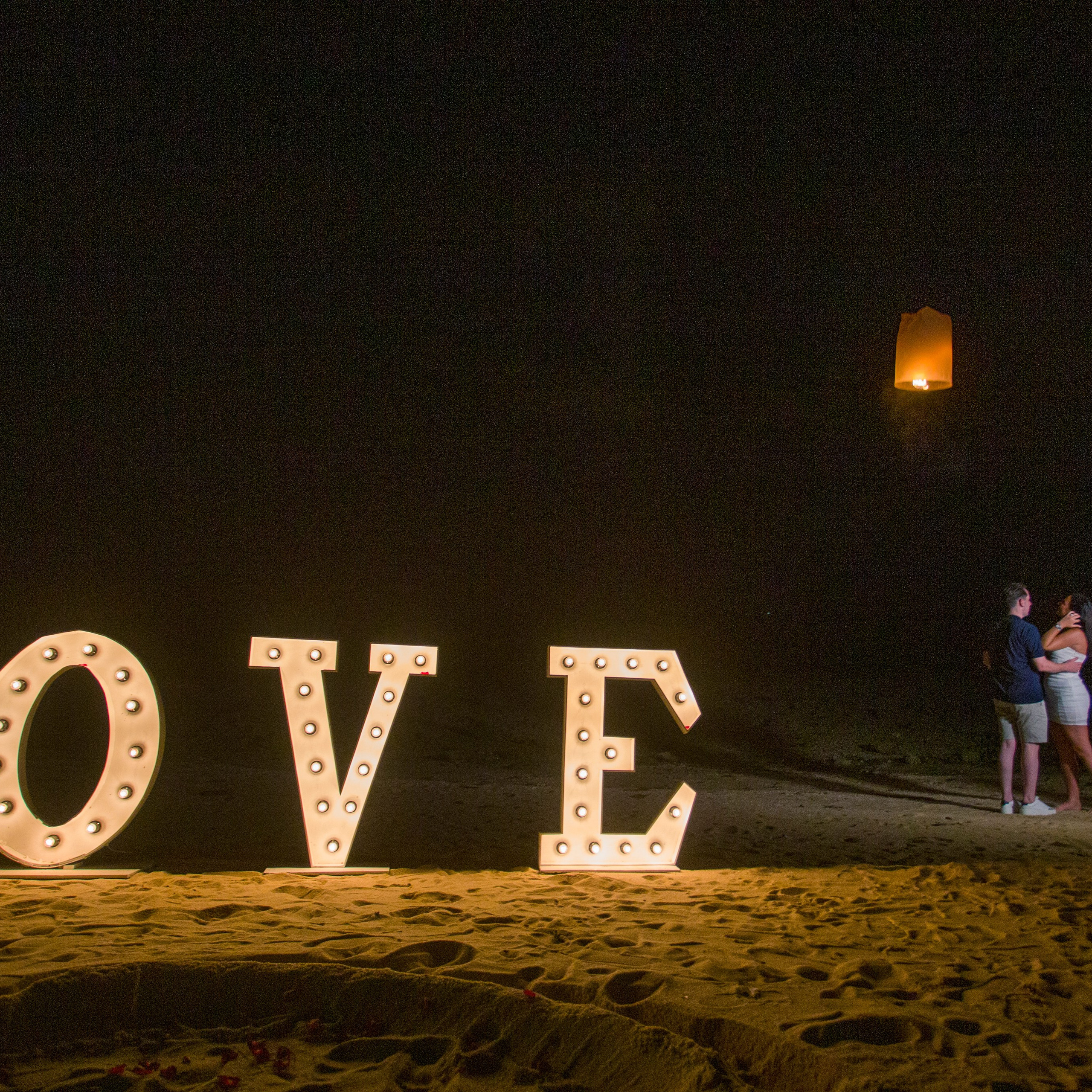 Photo. Romantic proposal on Koh Samui, Thailand