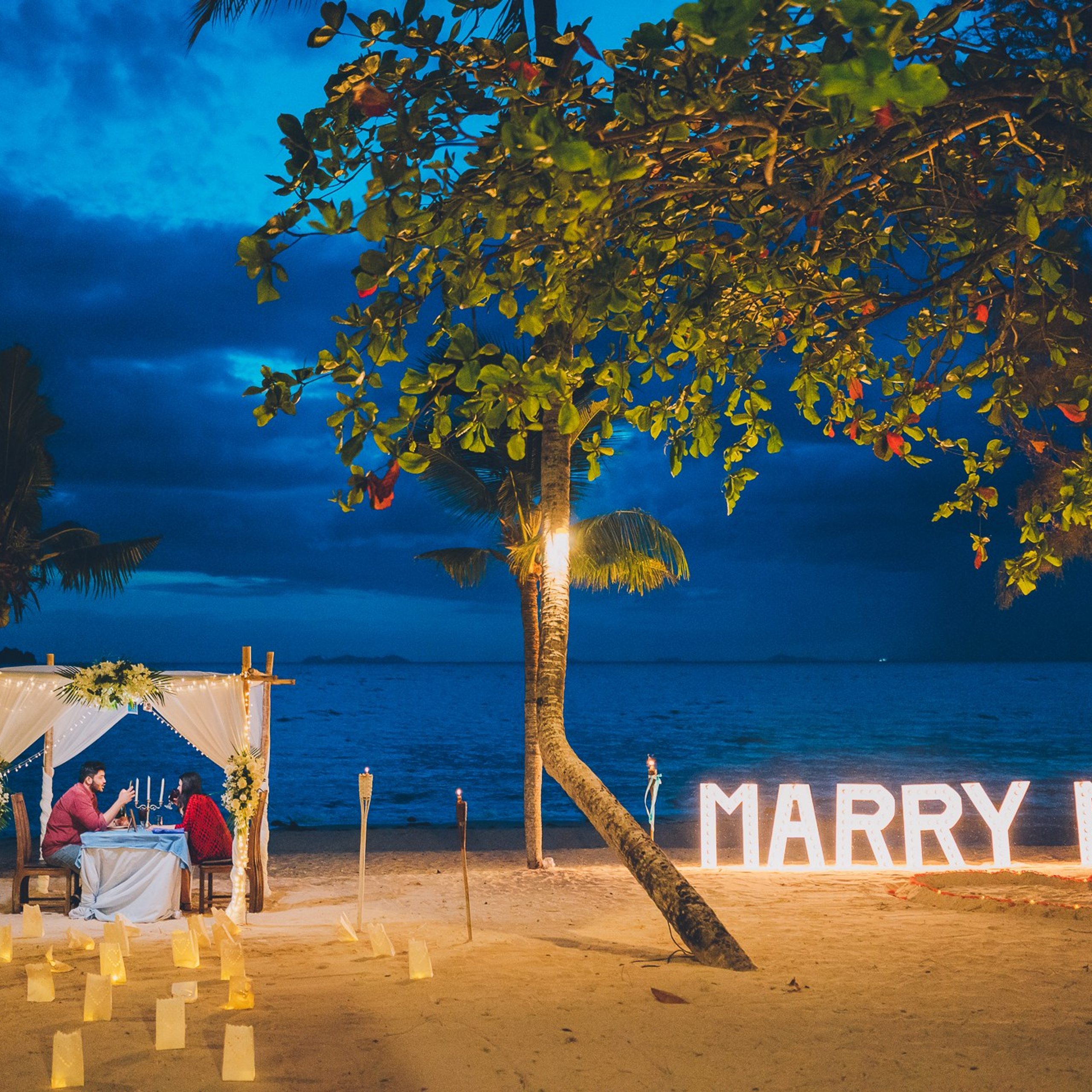 Photo. Romantic proposal on Koh Samui, Thailand