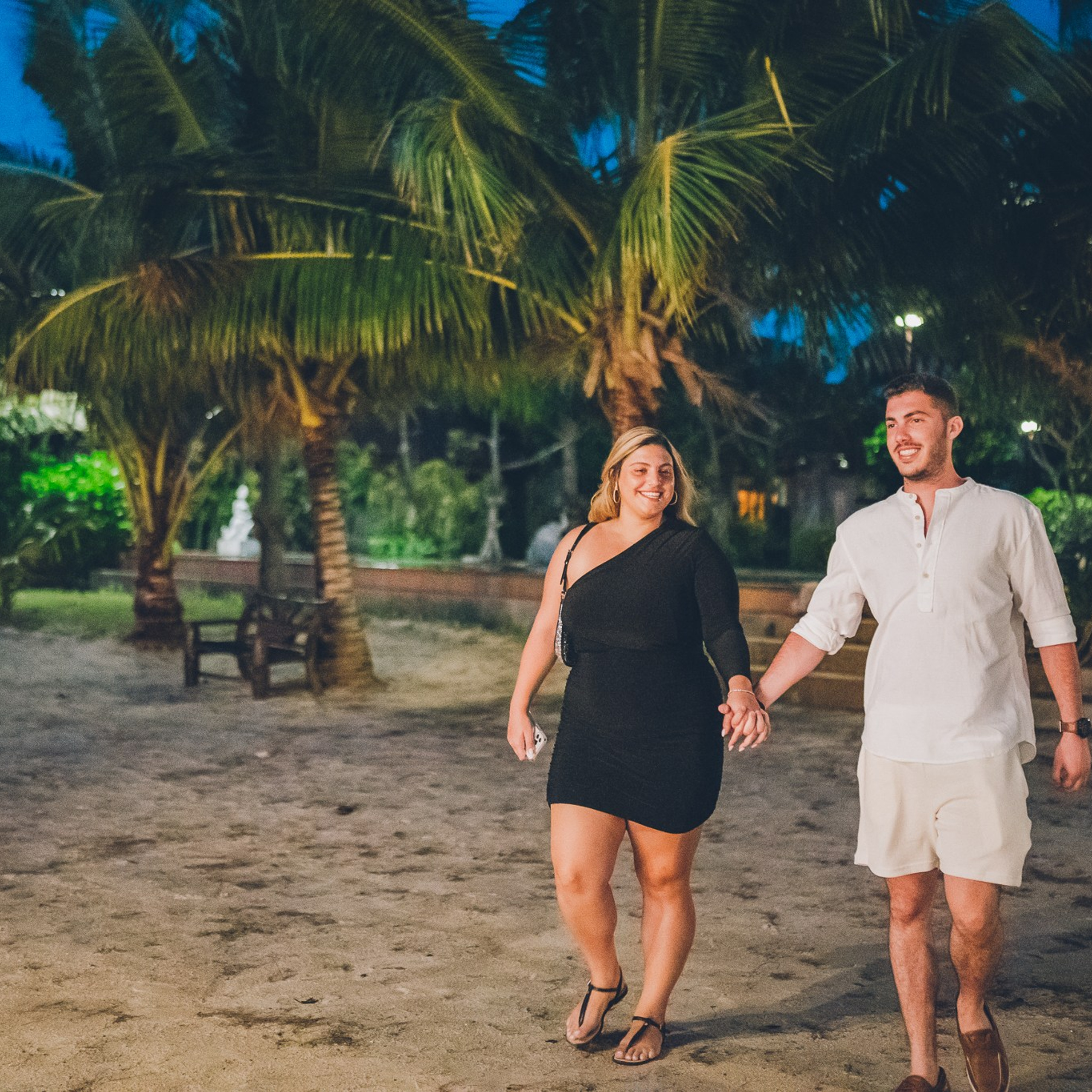 Photo. Romantic proposal on Koh Samui, Thailand