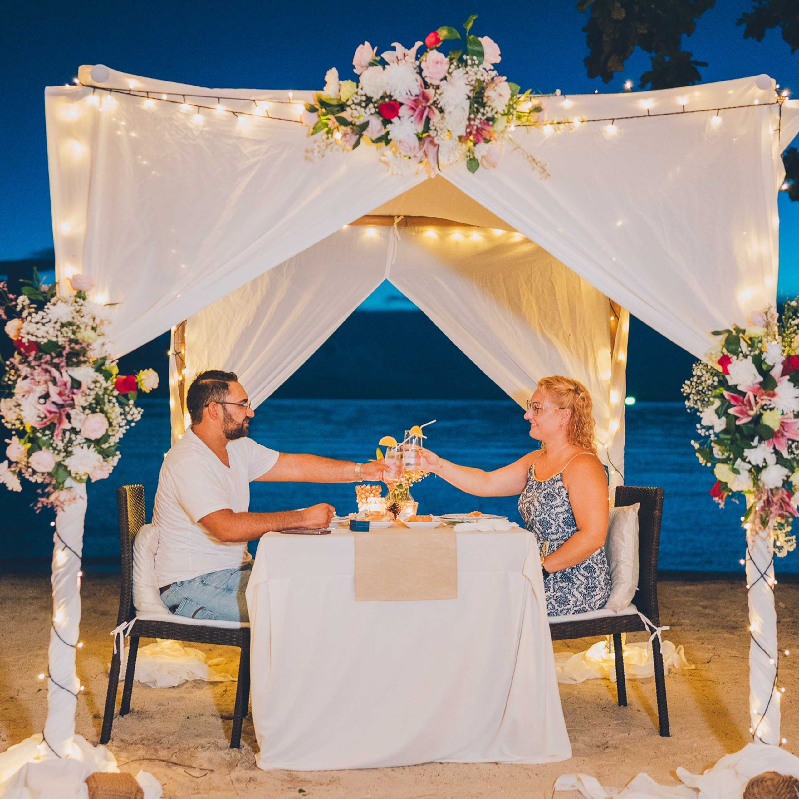 Photo. Romantic proposal on Koh Samui, Thailand