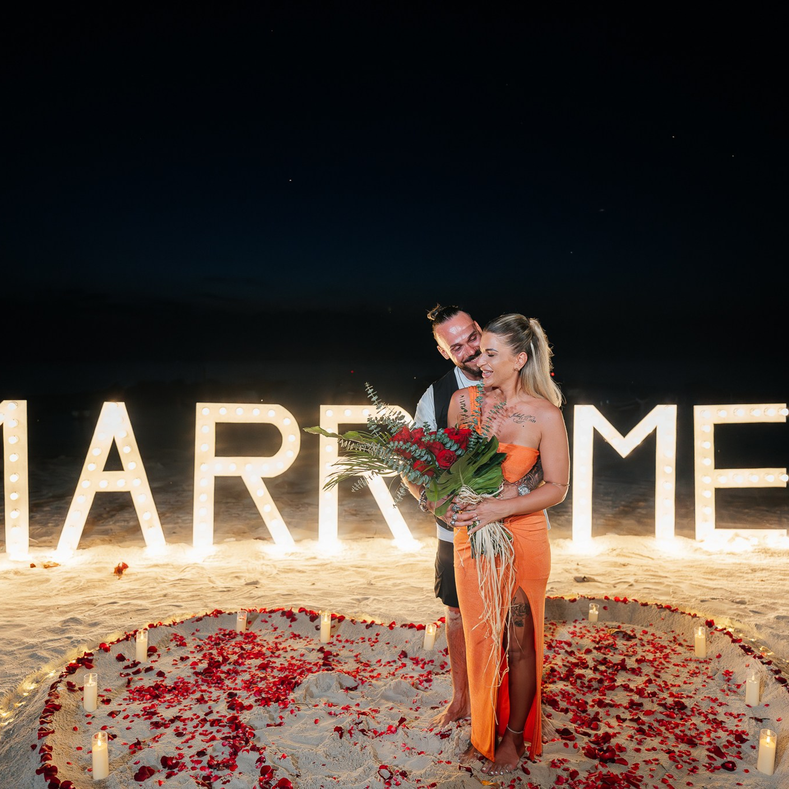 Photo. Romantic proposal on Koh Samui, Thailand