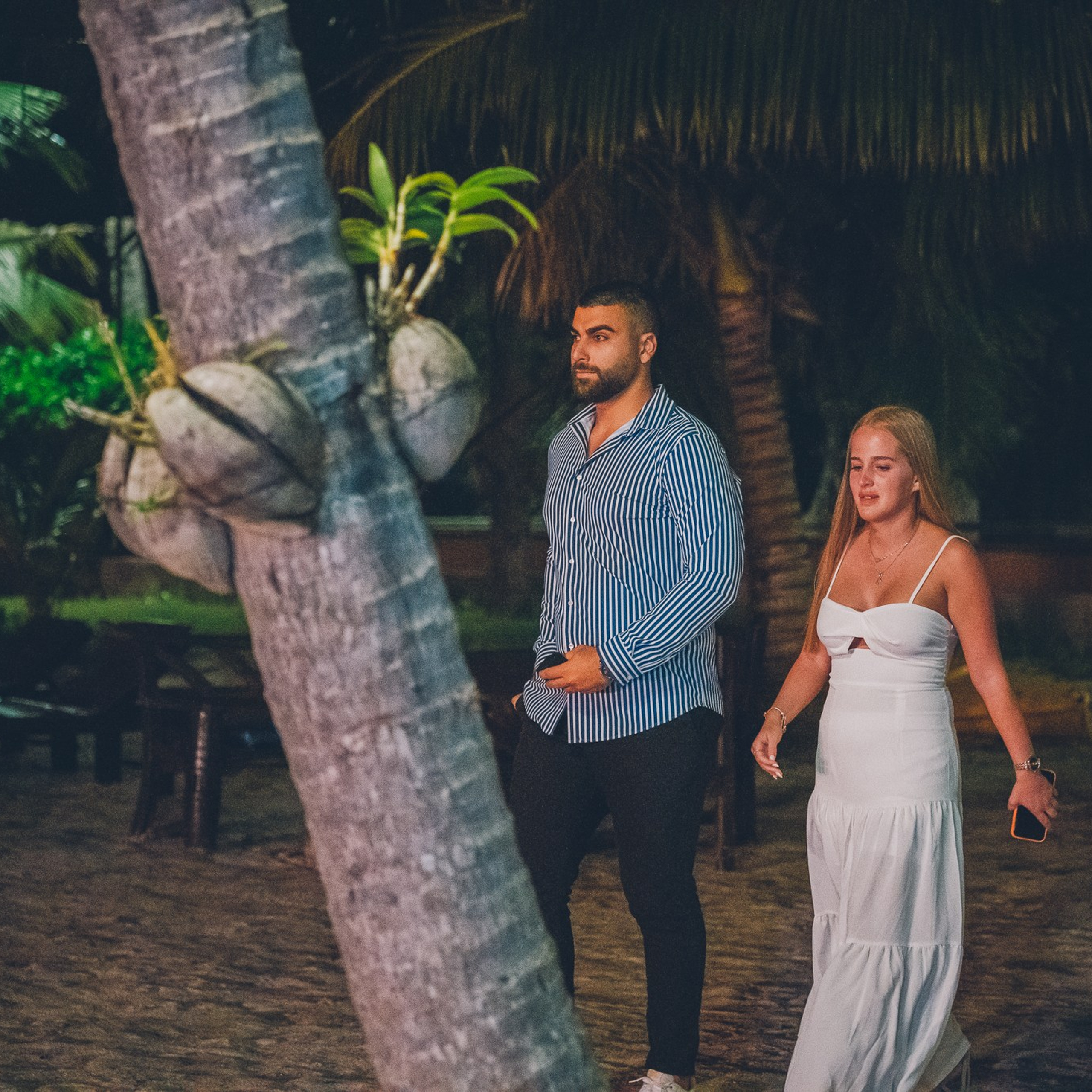 Photo. Romantic proposal on Koh Samui, Thailand