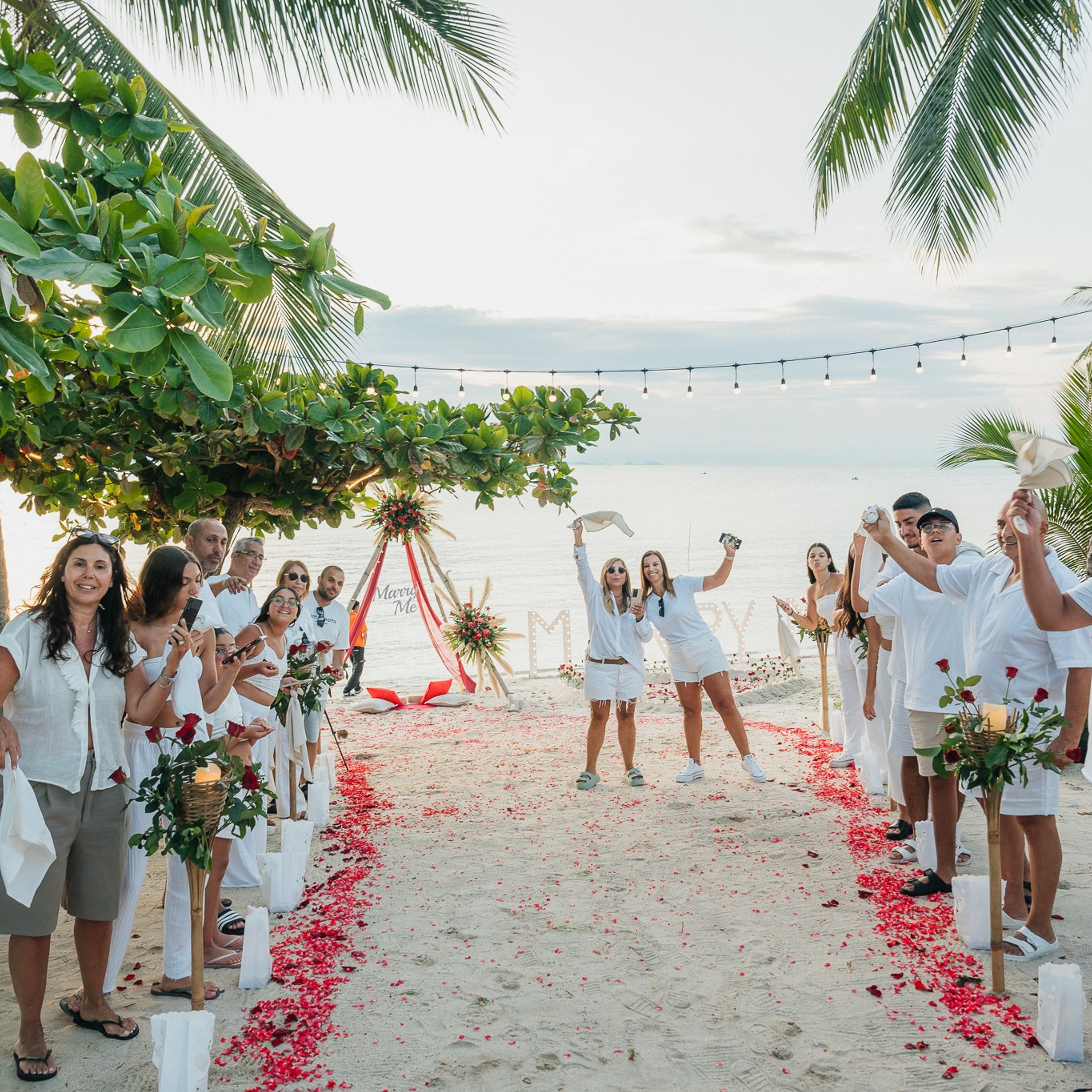 Photo. Romantic proposal on Koh Samui, Thailand