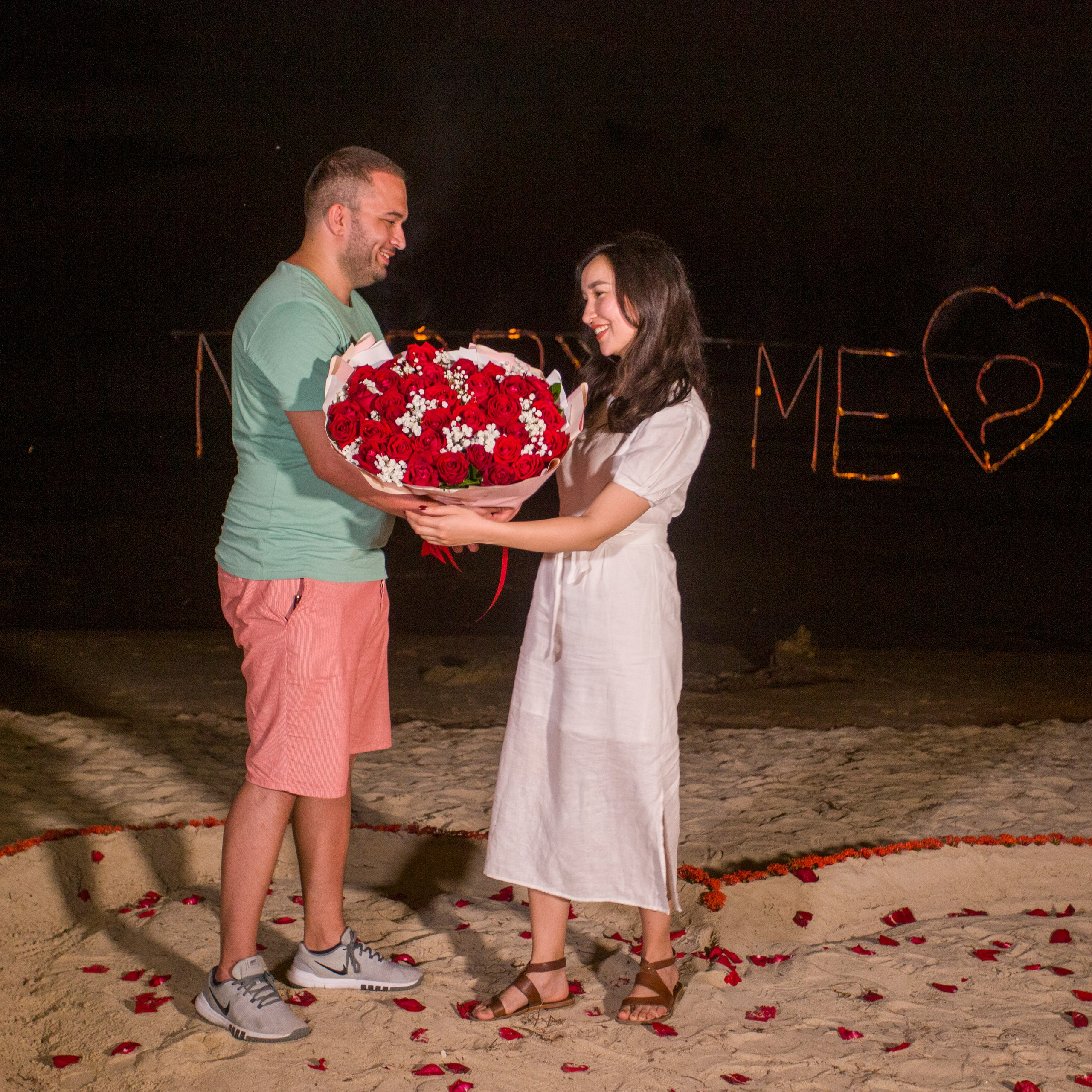 Photo. Romantic proposal on Koh Samui, Thailand