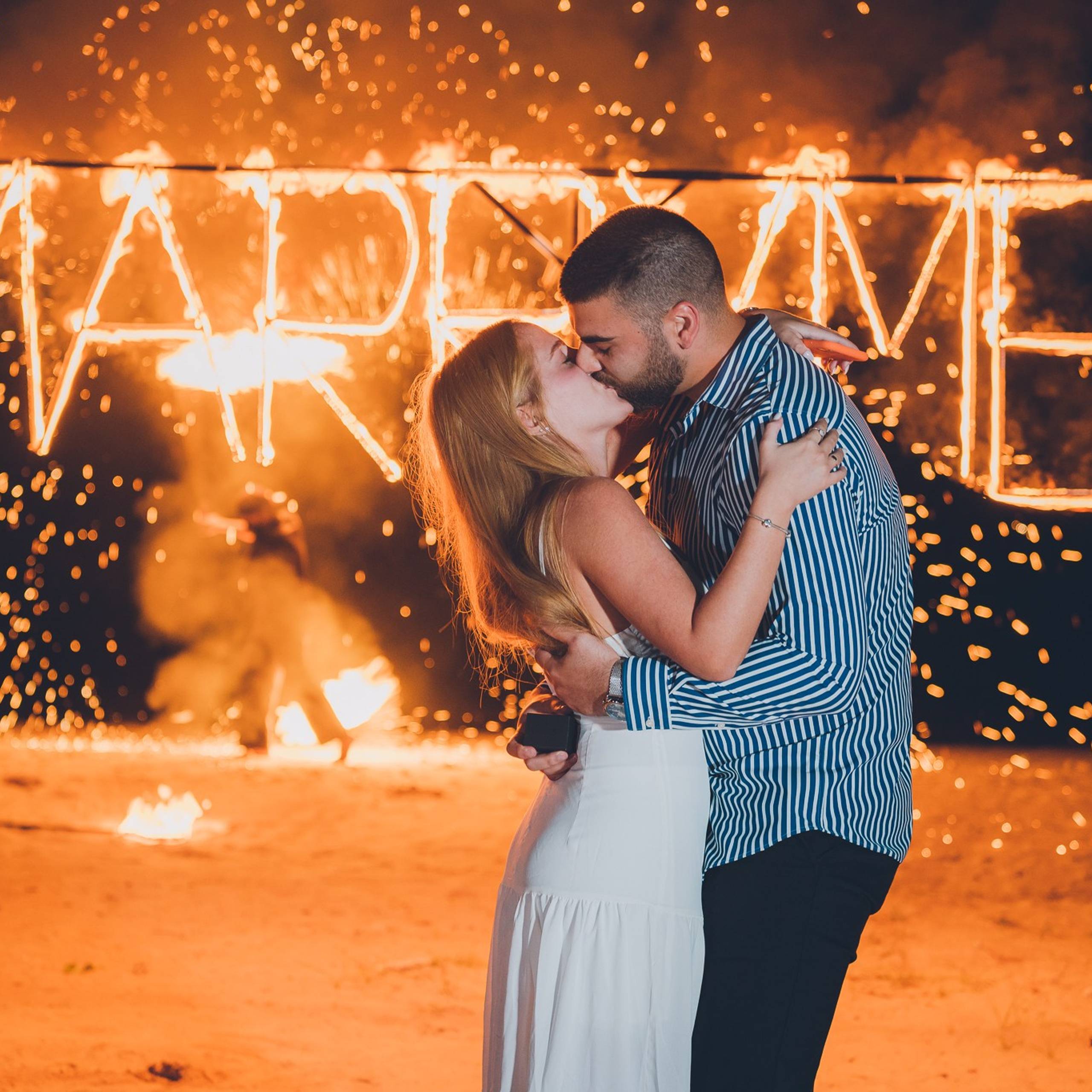 Photo. Romantic proposal on Koh Samui, Thailand