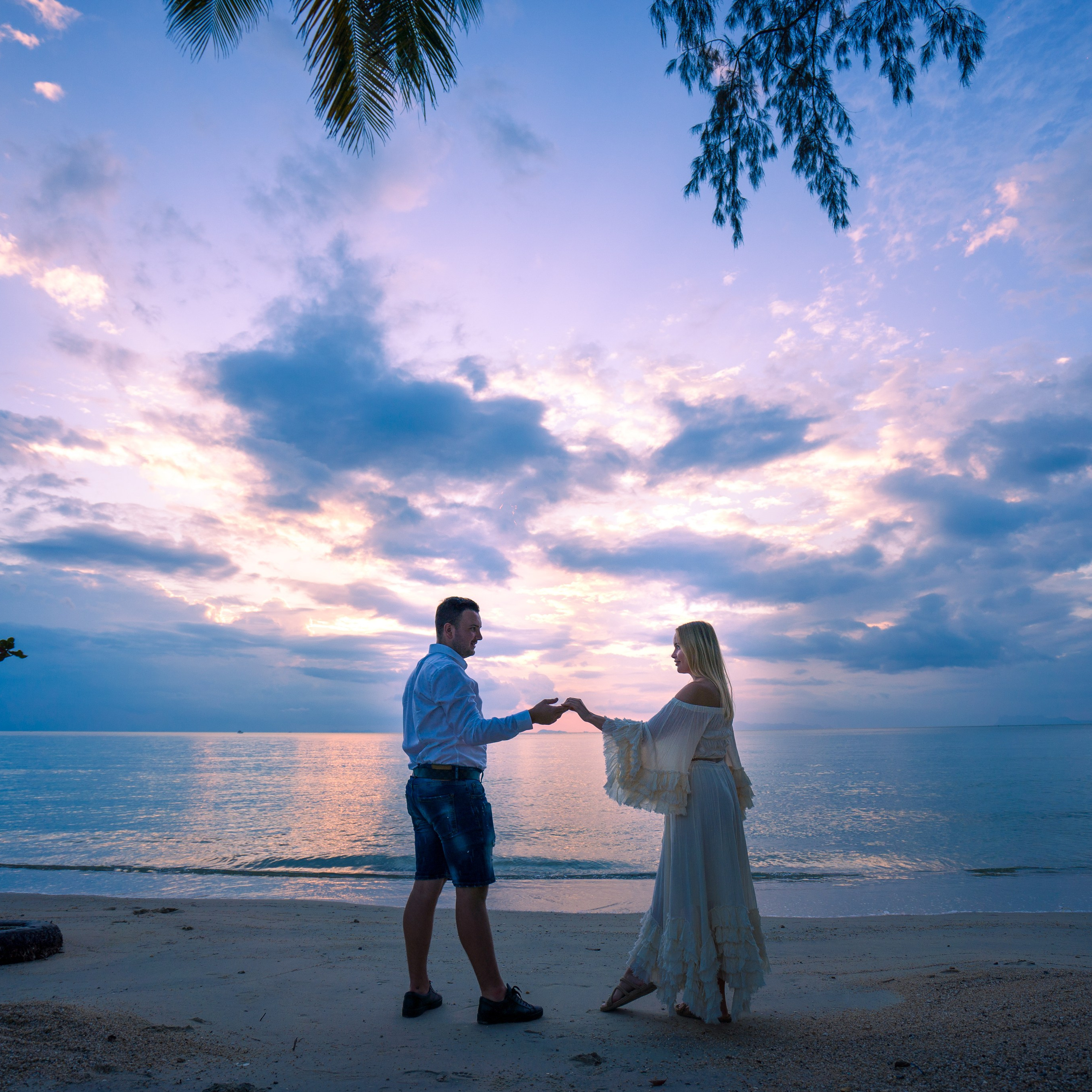 Photo. Romantic proposal on Koh Samui, Thailand