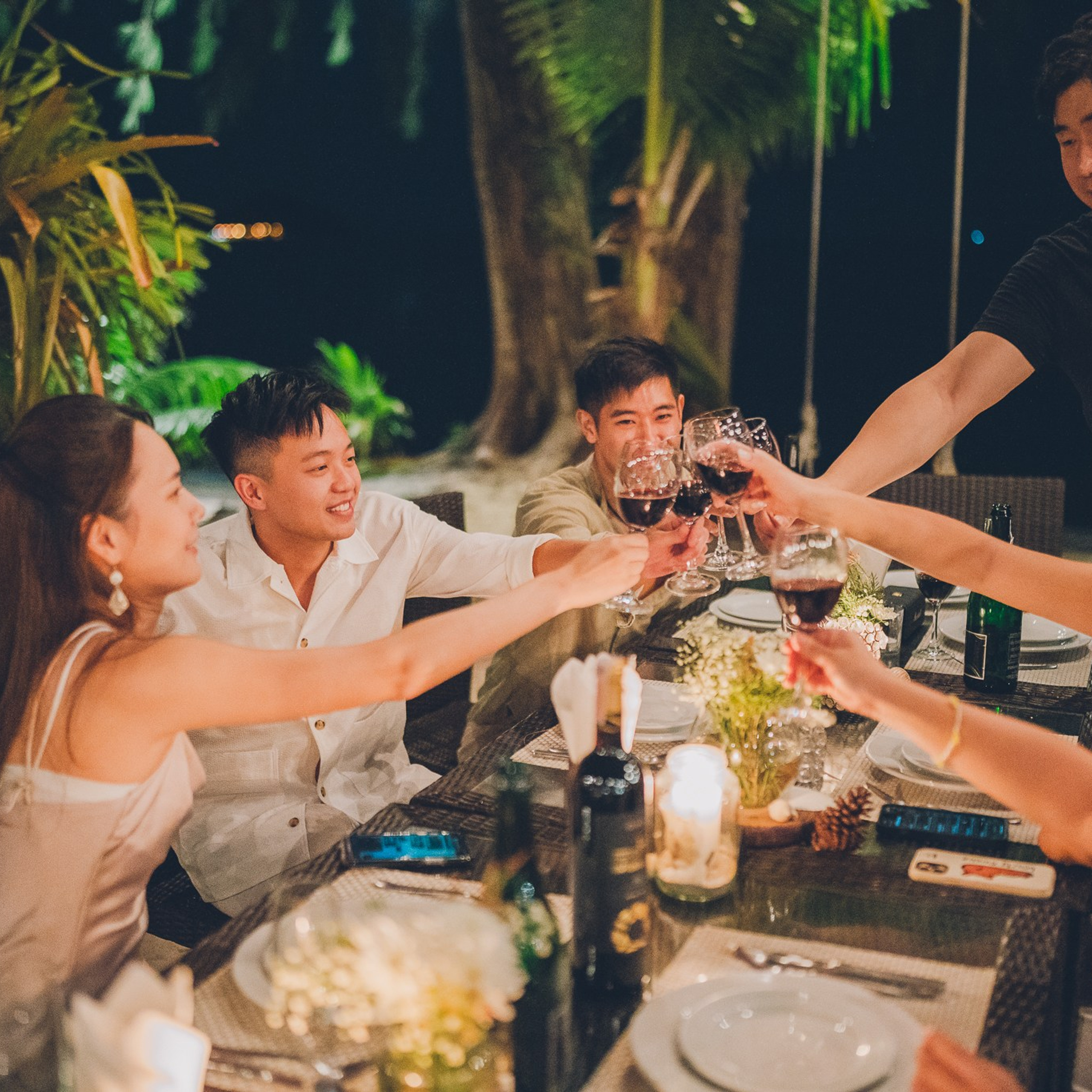 Photo. Romantic proposal on Koh Samui, Thailand